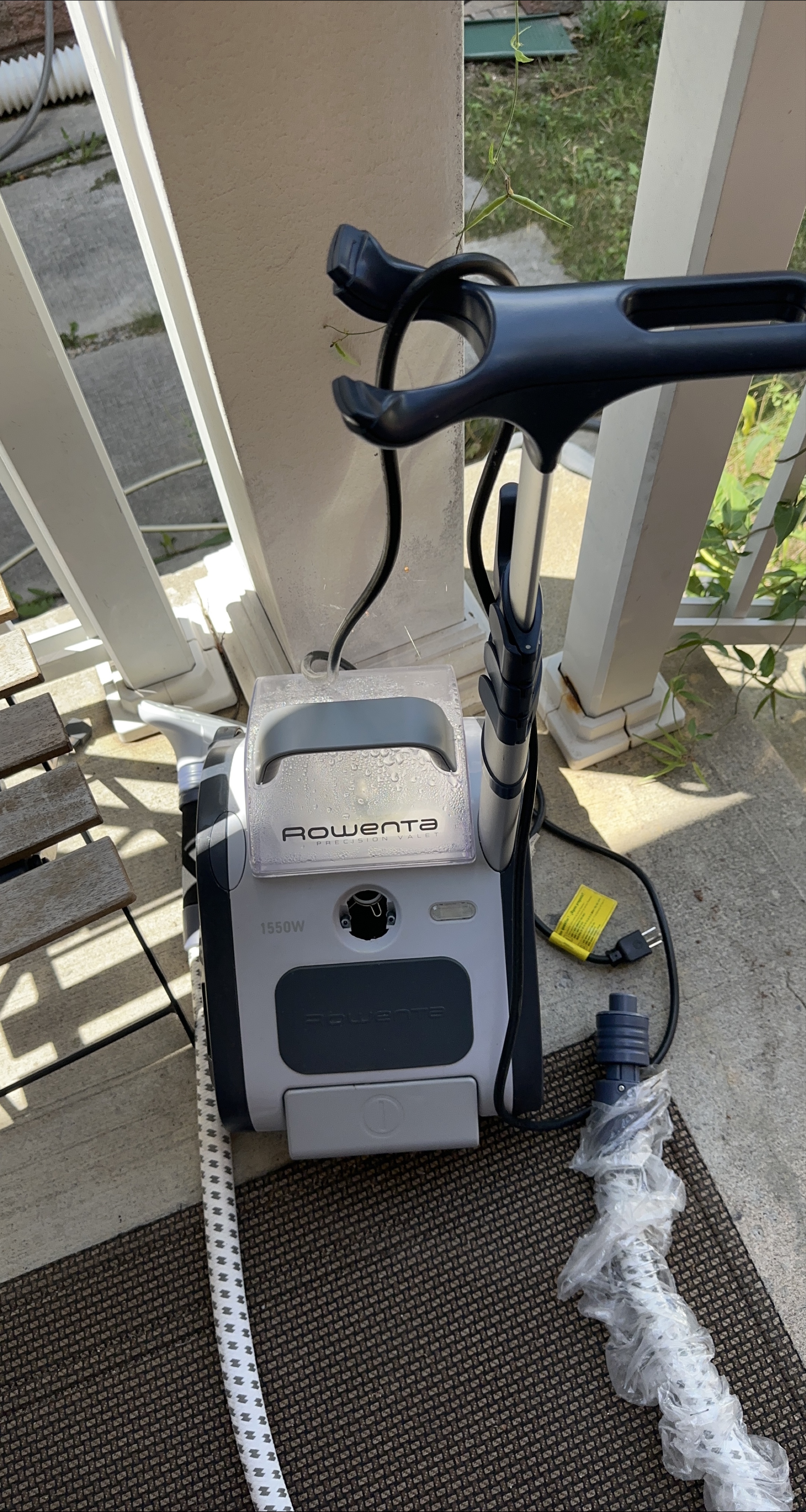 Rowenta Precision Valet Garment Steamer 1550W thumbnail
