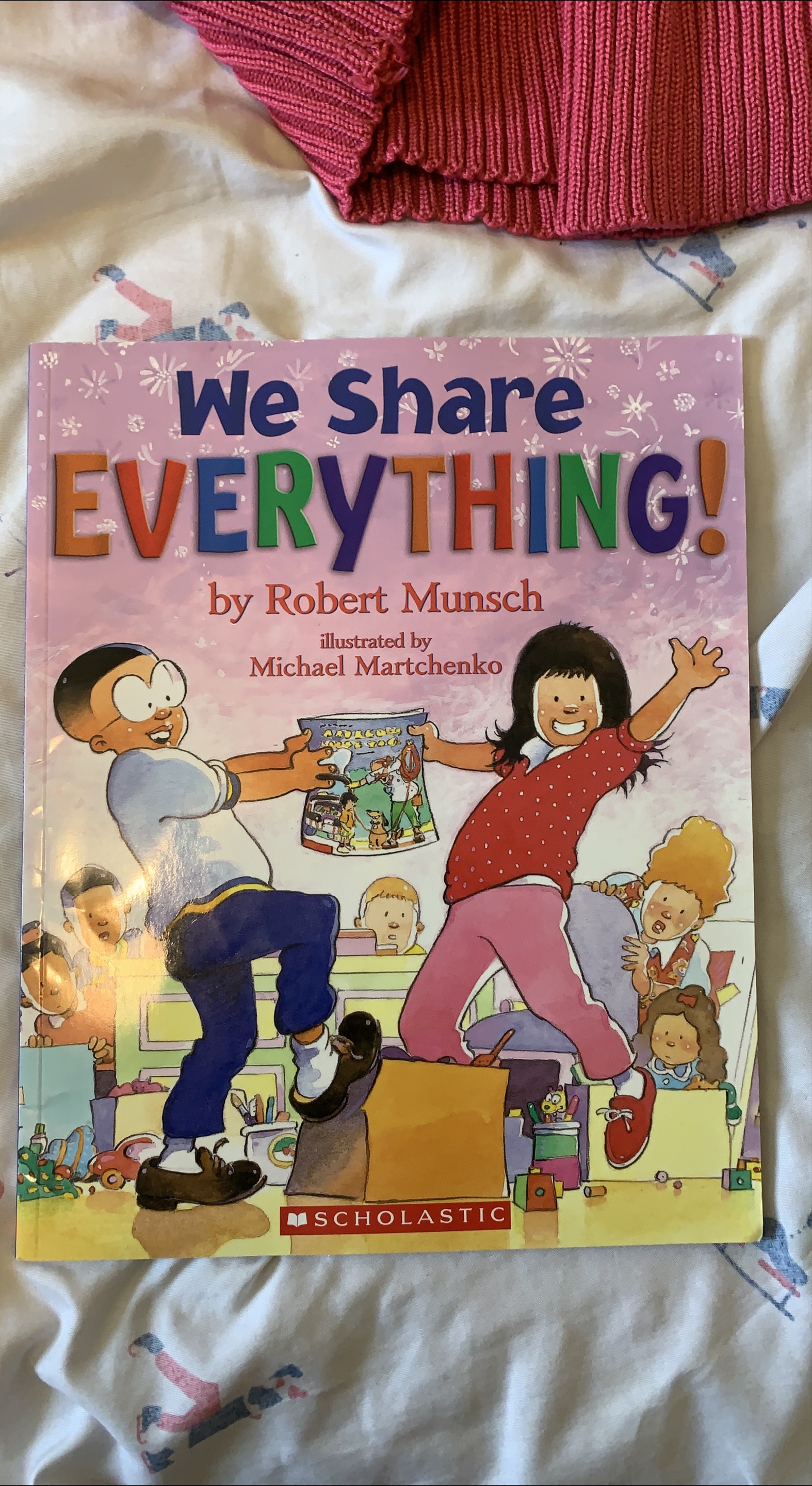 We Share Everything! by Robert Munsch thumbnail