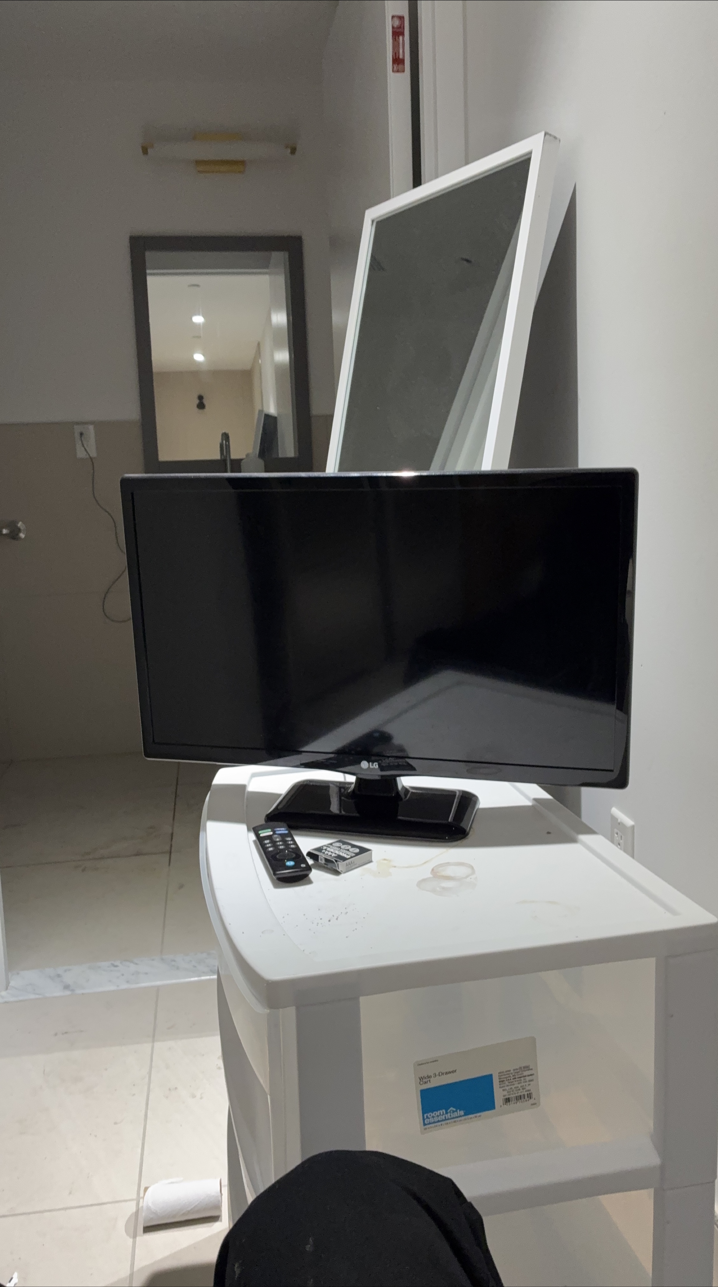 LG TV with remote thumbnail