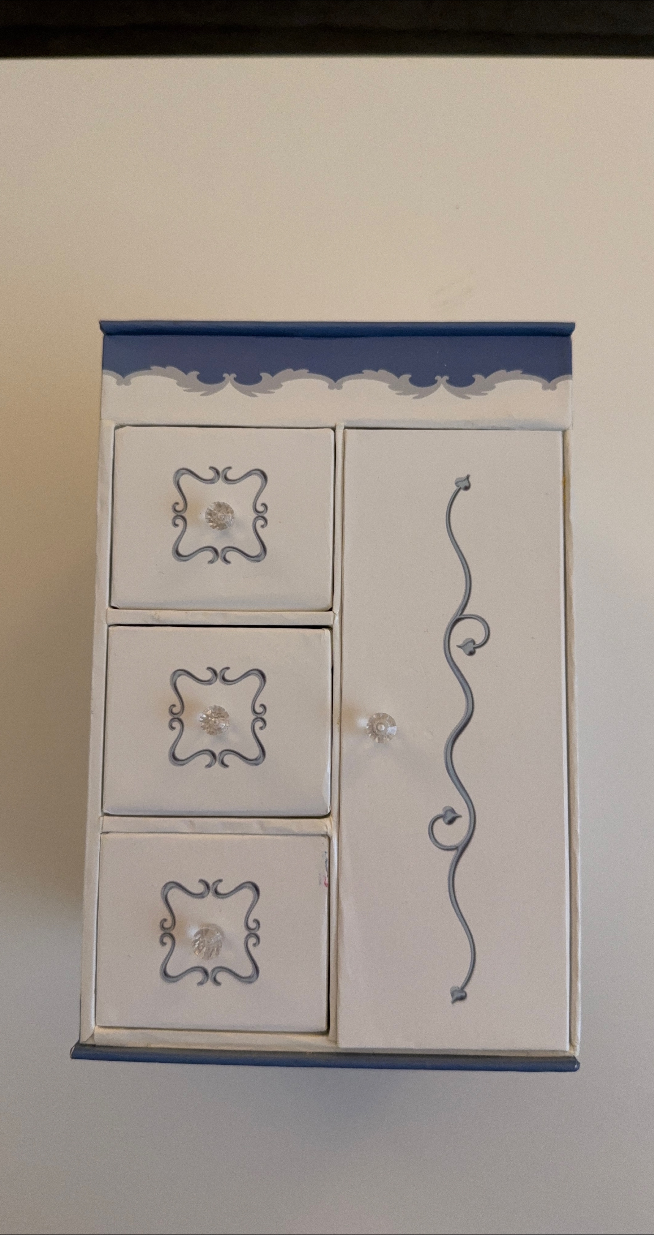 Disney Cinderella 3-Movie Jewellery Box Collection thumbnail