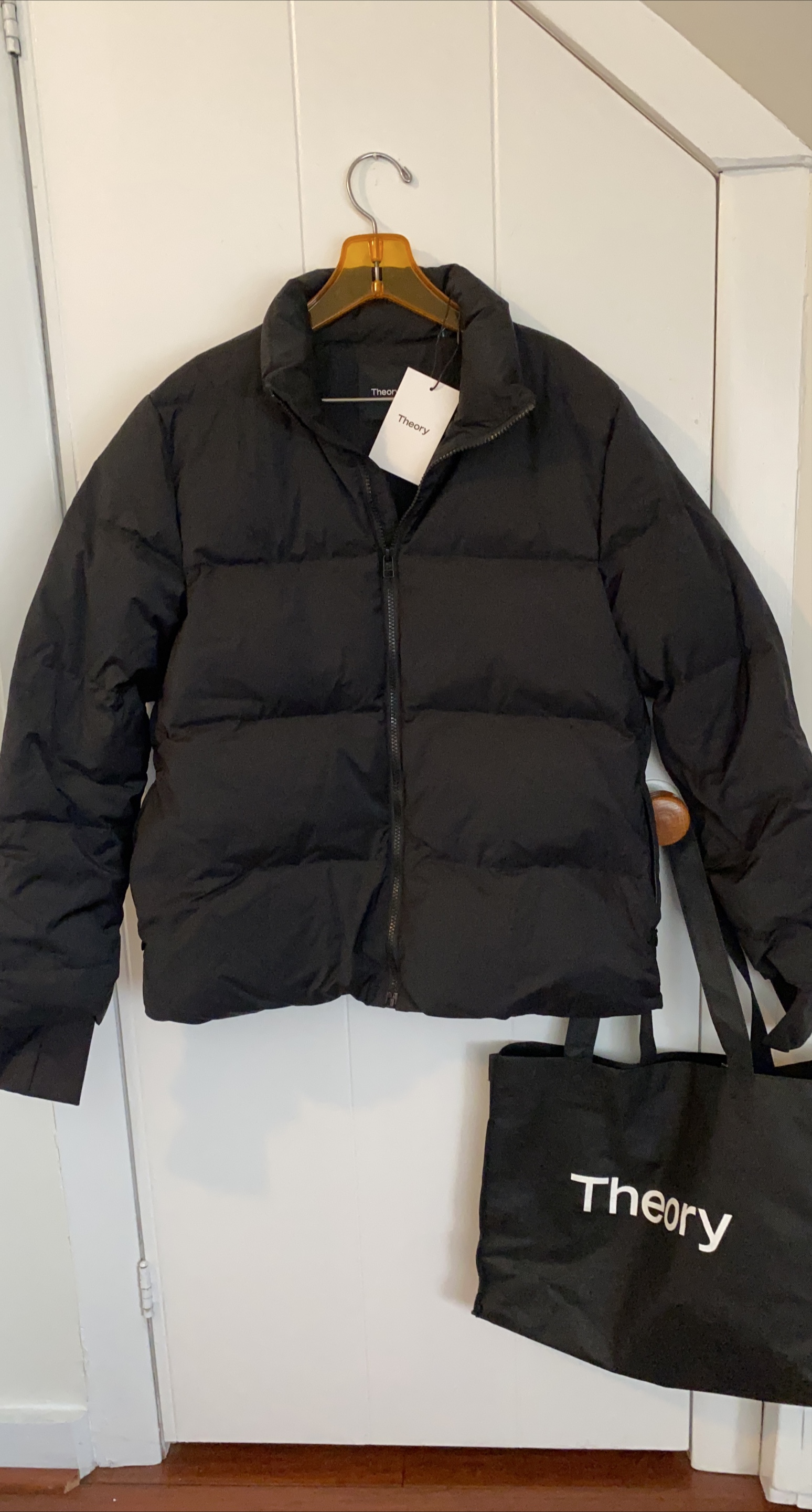 NWT Theory Puffer Jacket Black Size M thumbnail