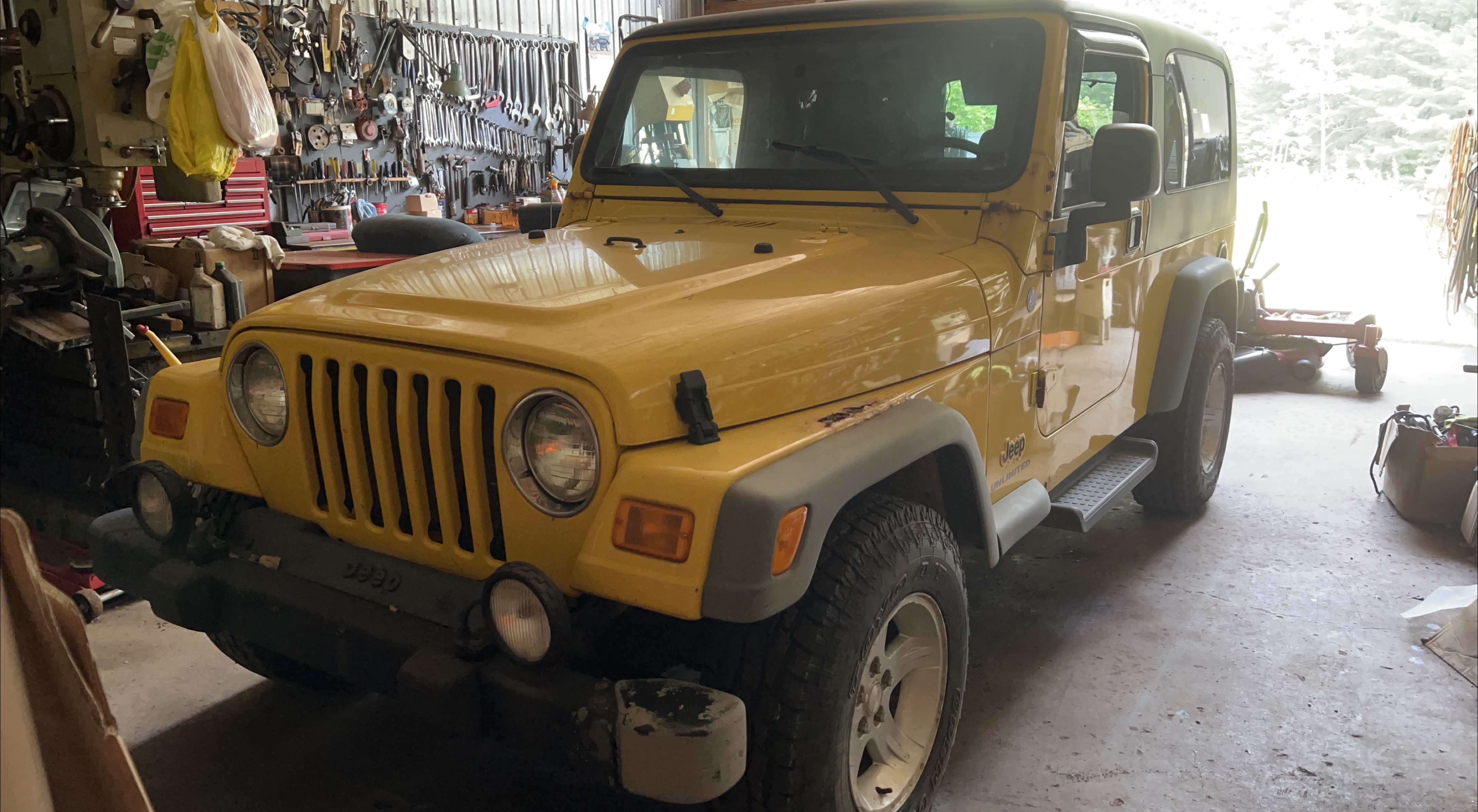 Yellow Jeep Wrangler Unlimited