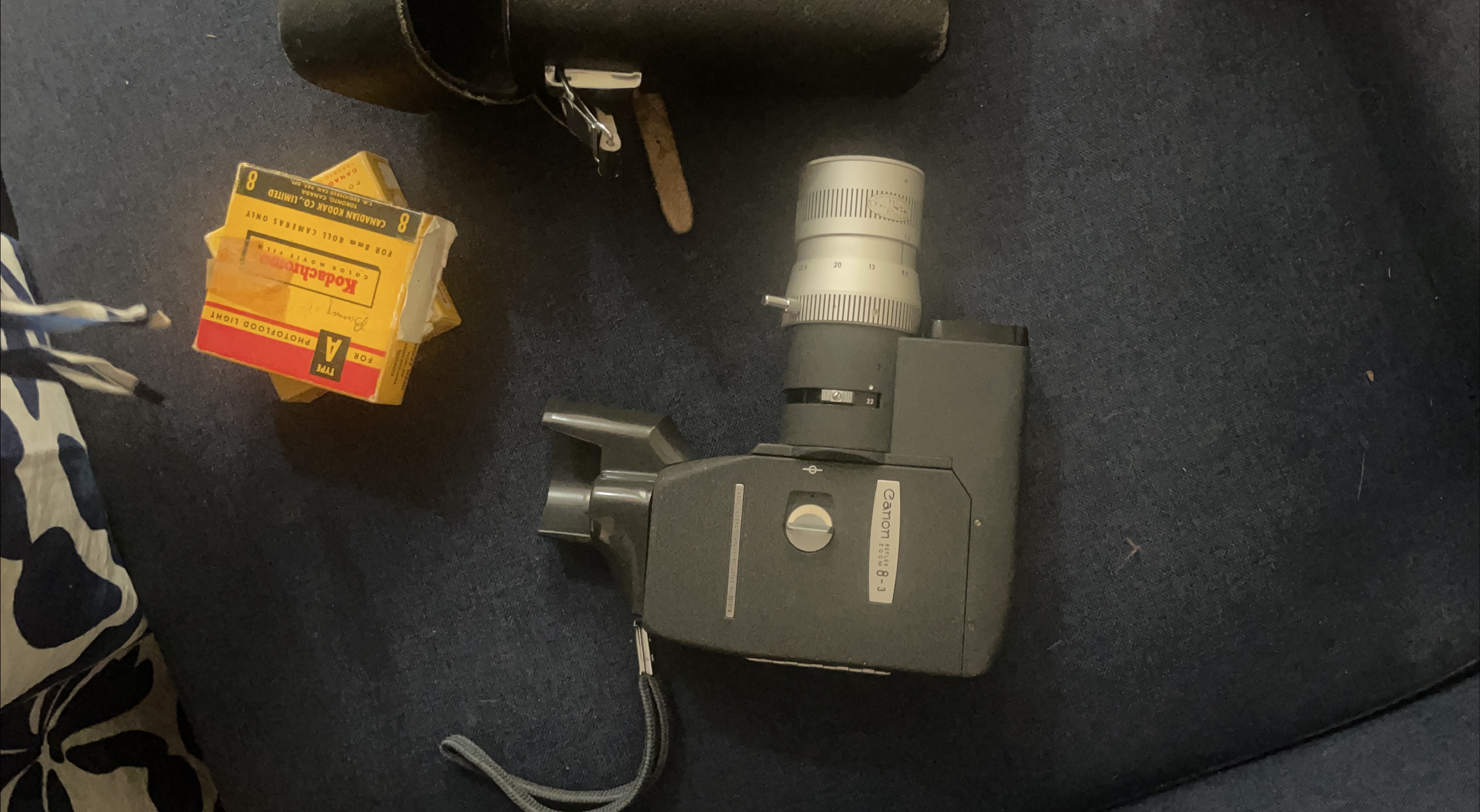 Vintage camera Cannon recorder thumbnail
