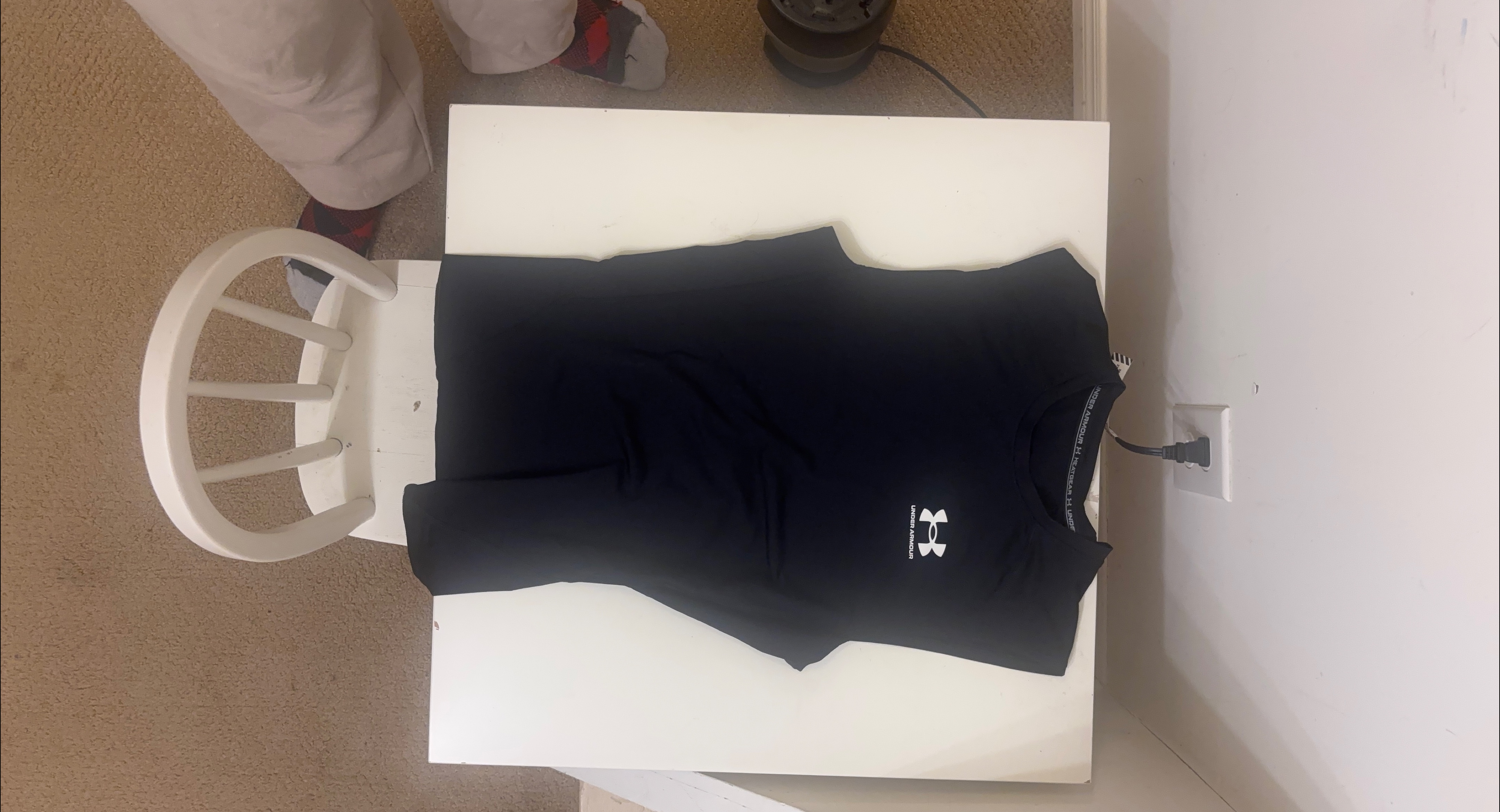 Under Armour HeatGear Black T-Shirt - Small thumbnail