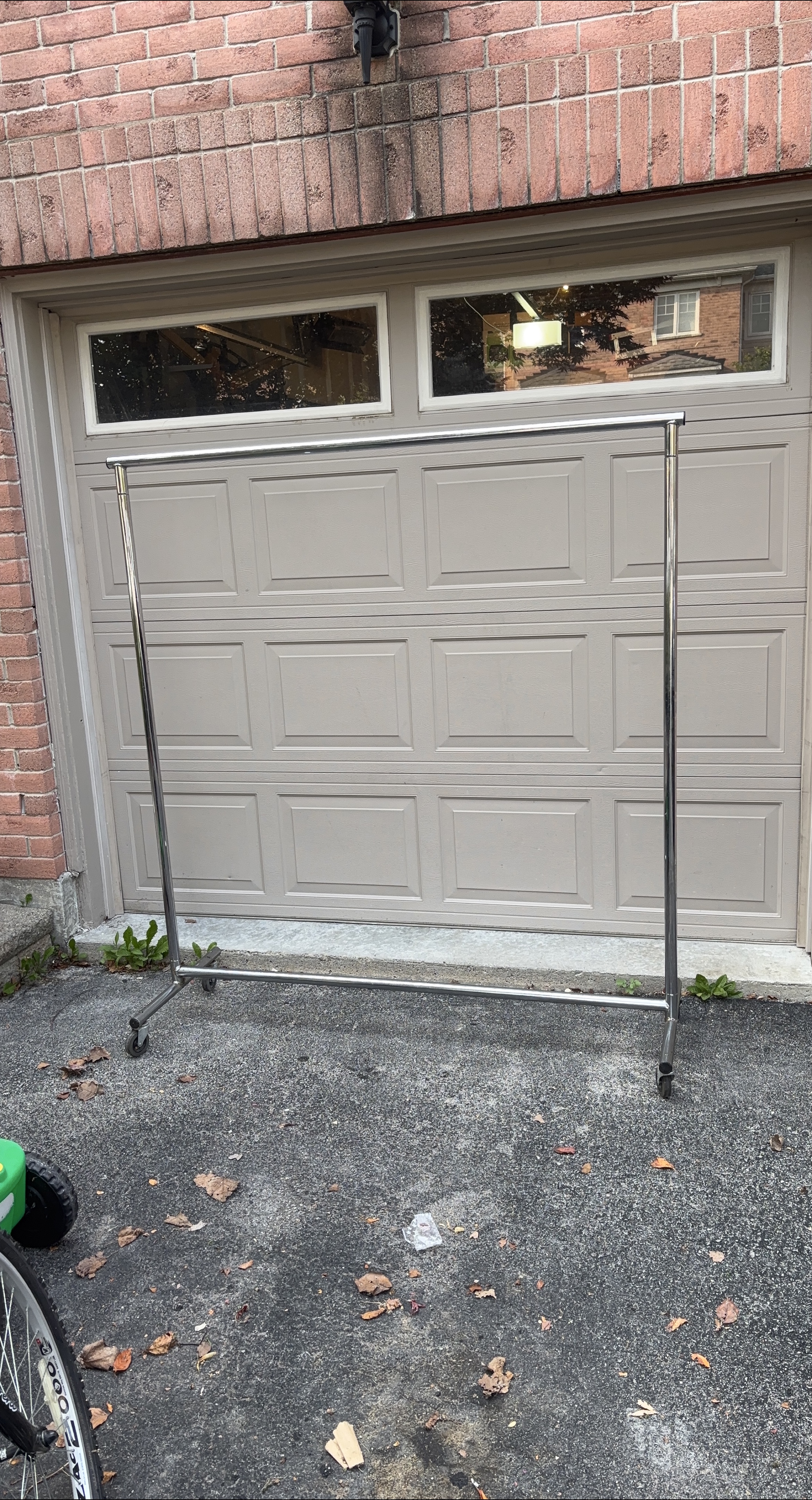 Heavy Duty Rolling Clothes Rack thumbnail