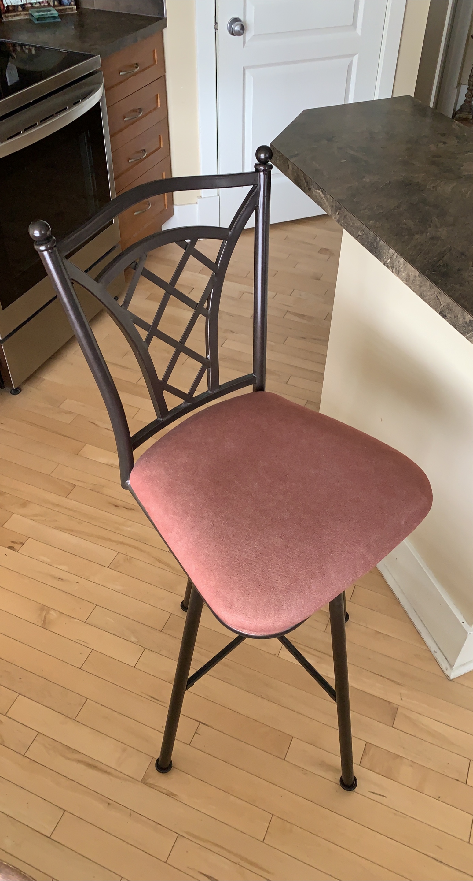 Pair of Swivel Bar Stool with Back thumbnail
