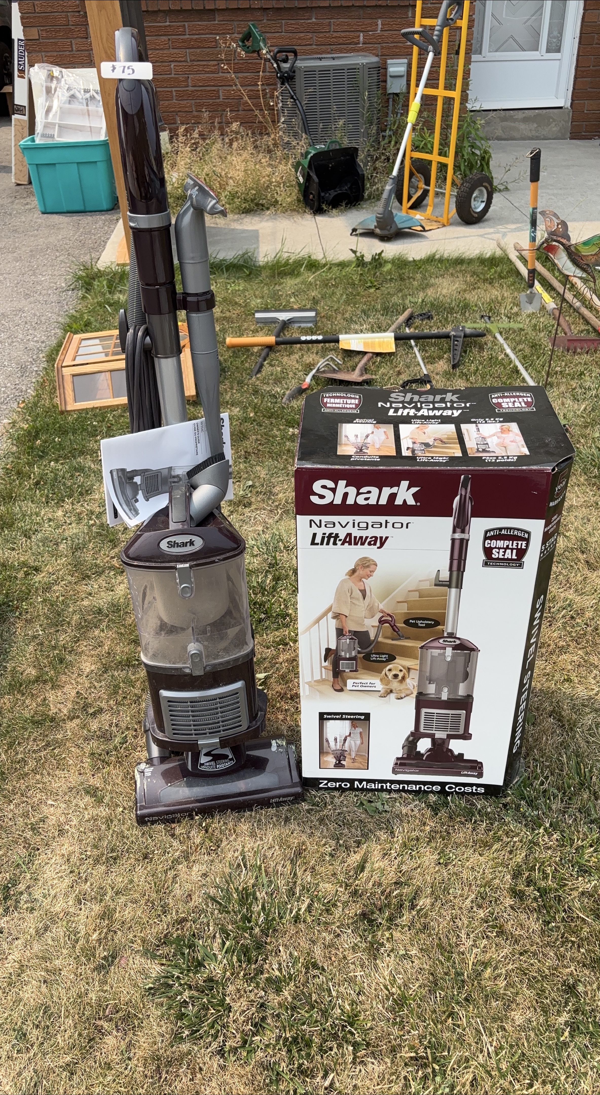 Shark Navigator Lift-Away Vacuum thumbnail