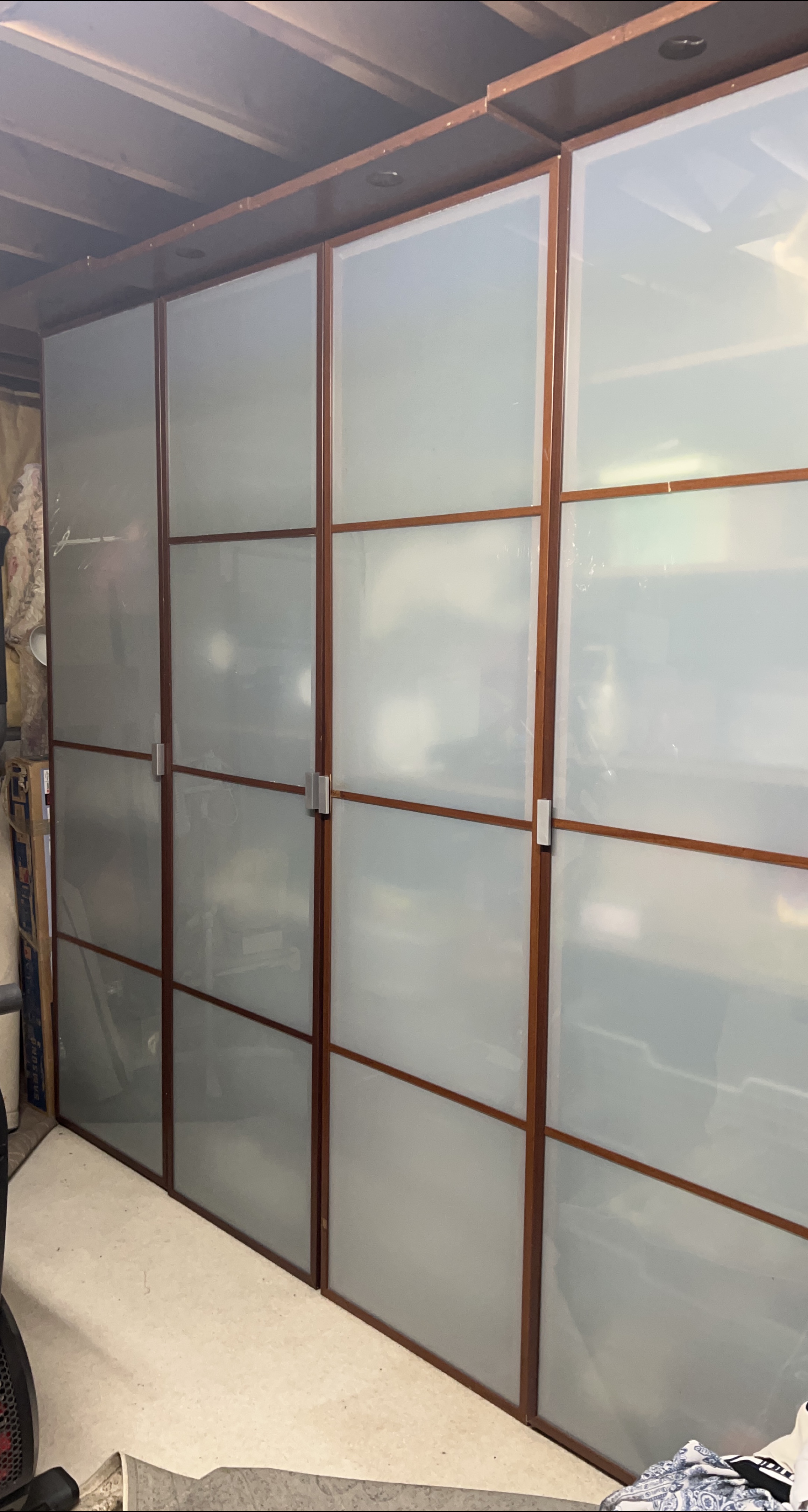 Wardrobe with 4 Frosted Glass Doors thumbnail