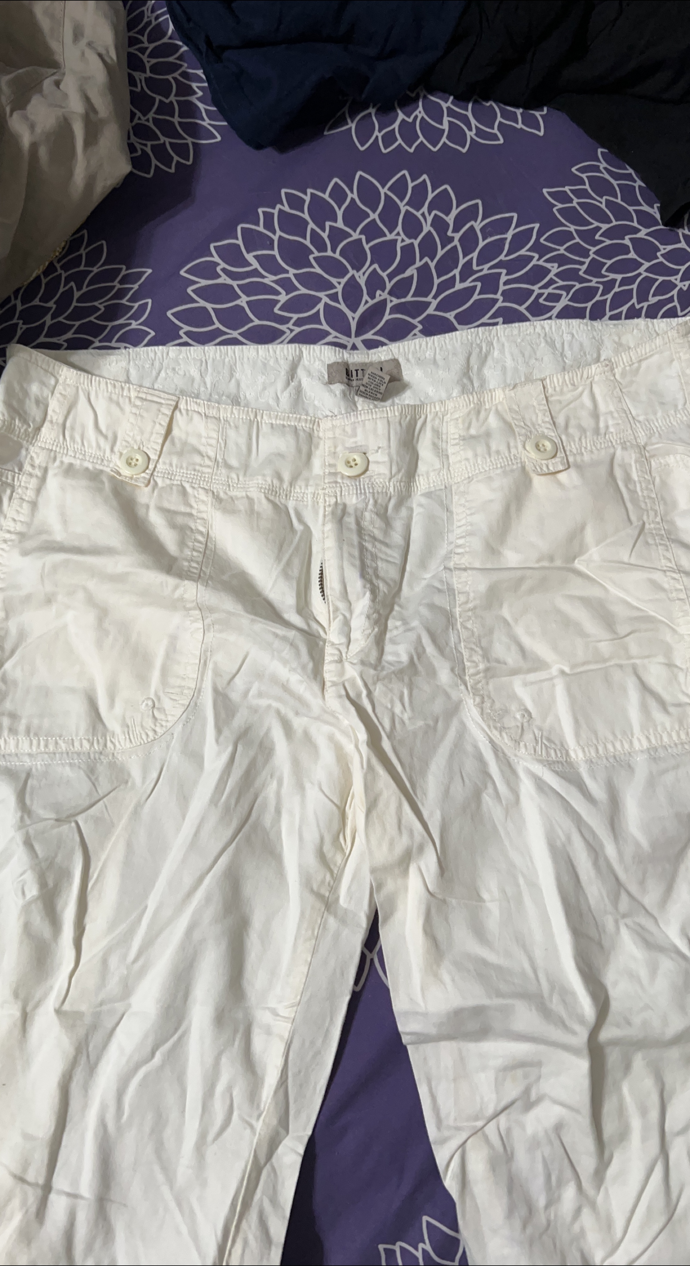 Bitten White Pants thumbnail