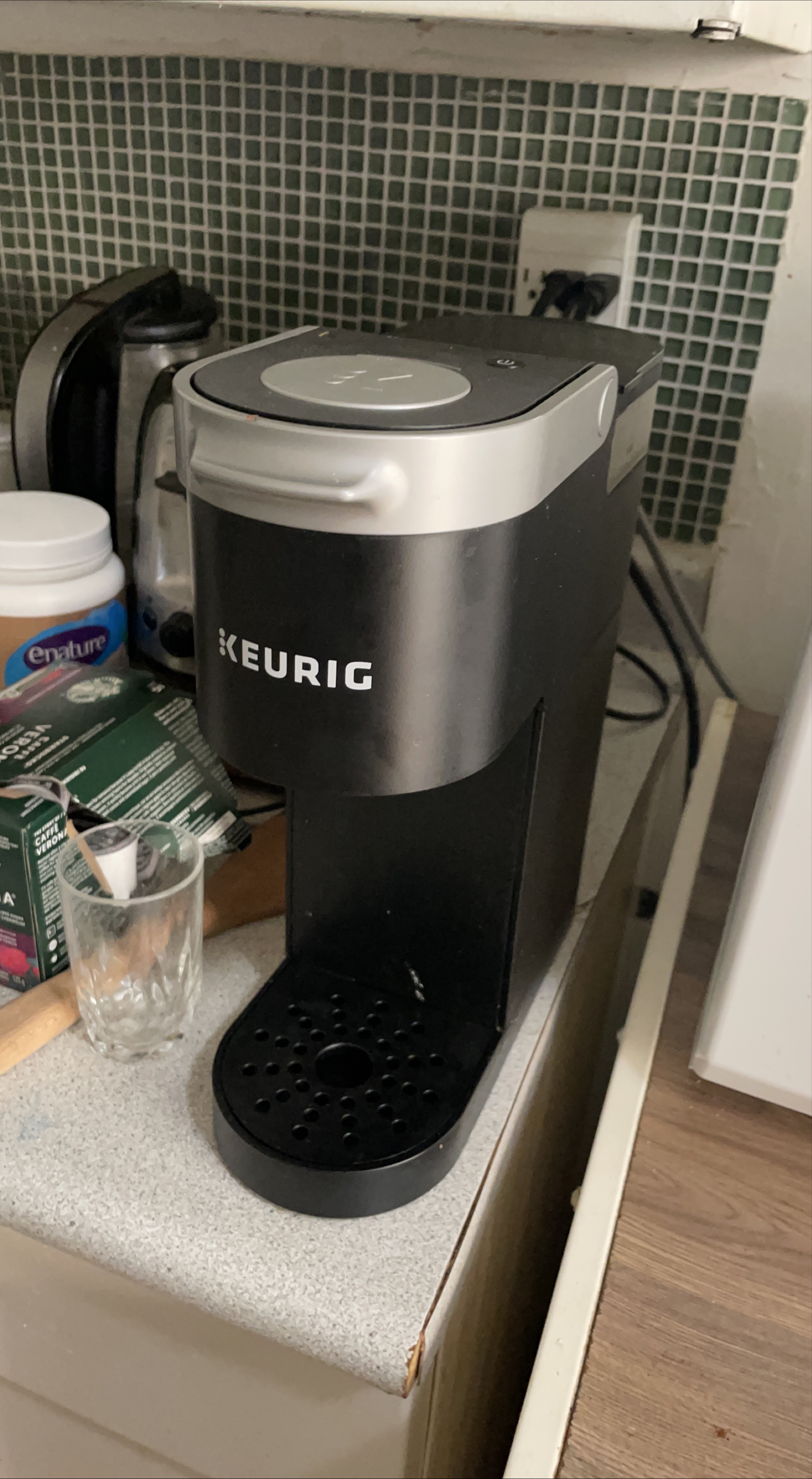 Keurig Coffee Maker thumbnail