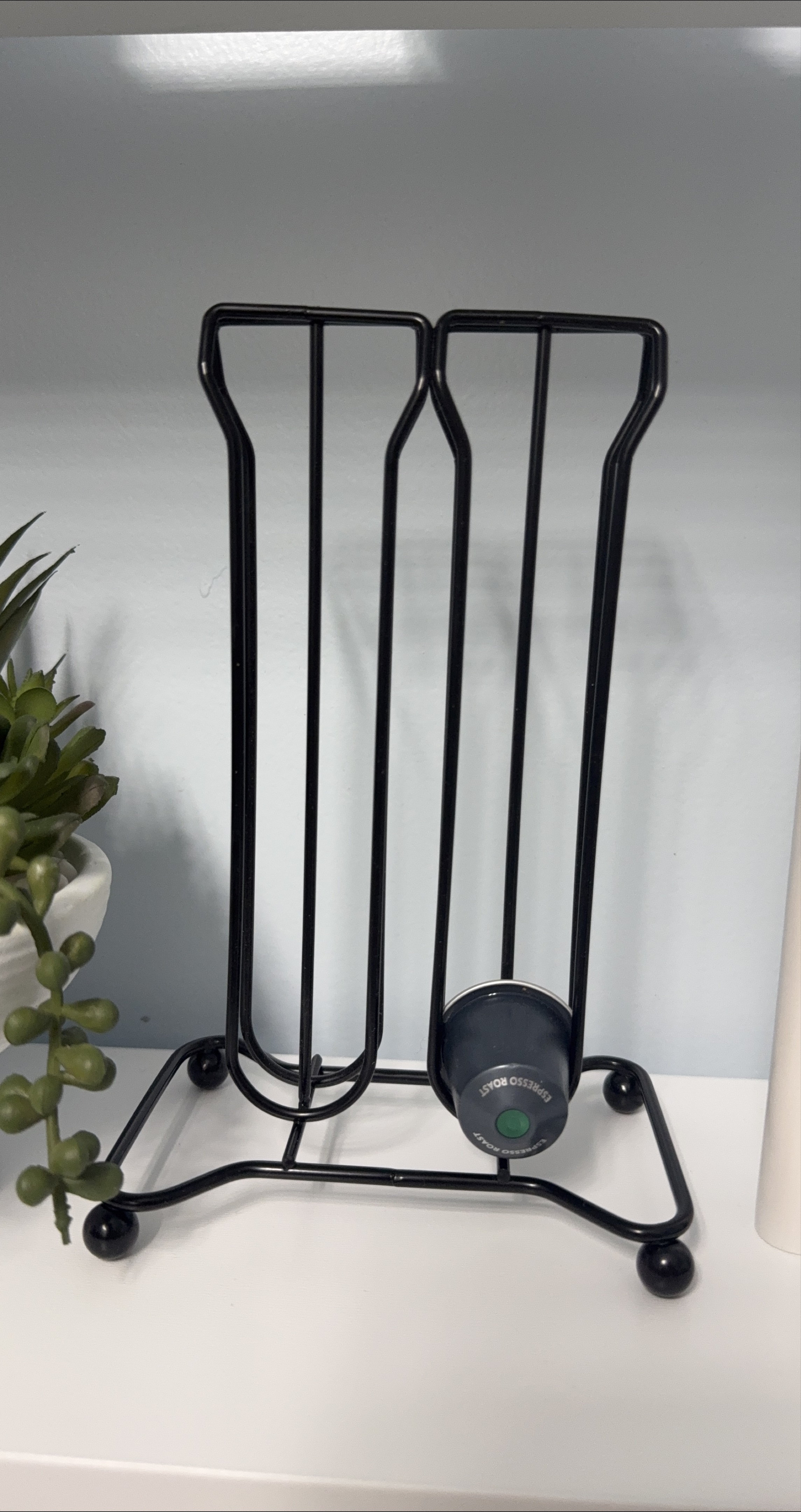 Nespresso Vertuo Capsule Holder - Black image indicator(1)