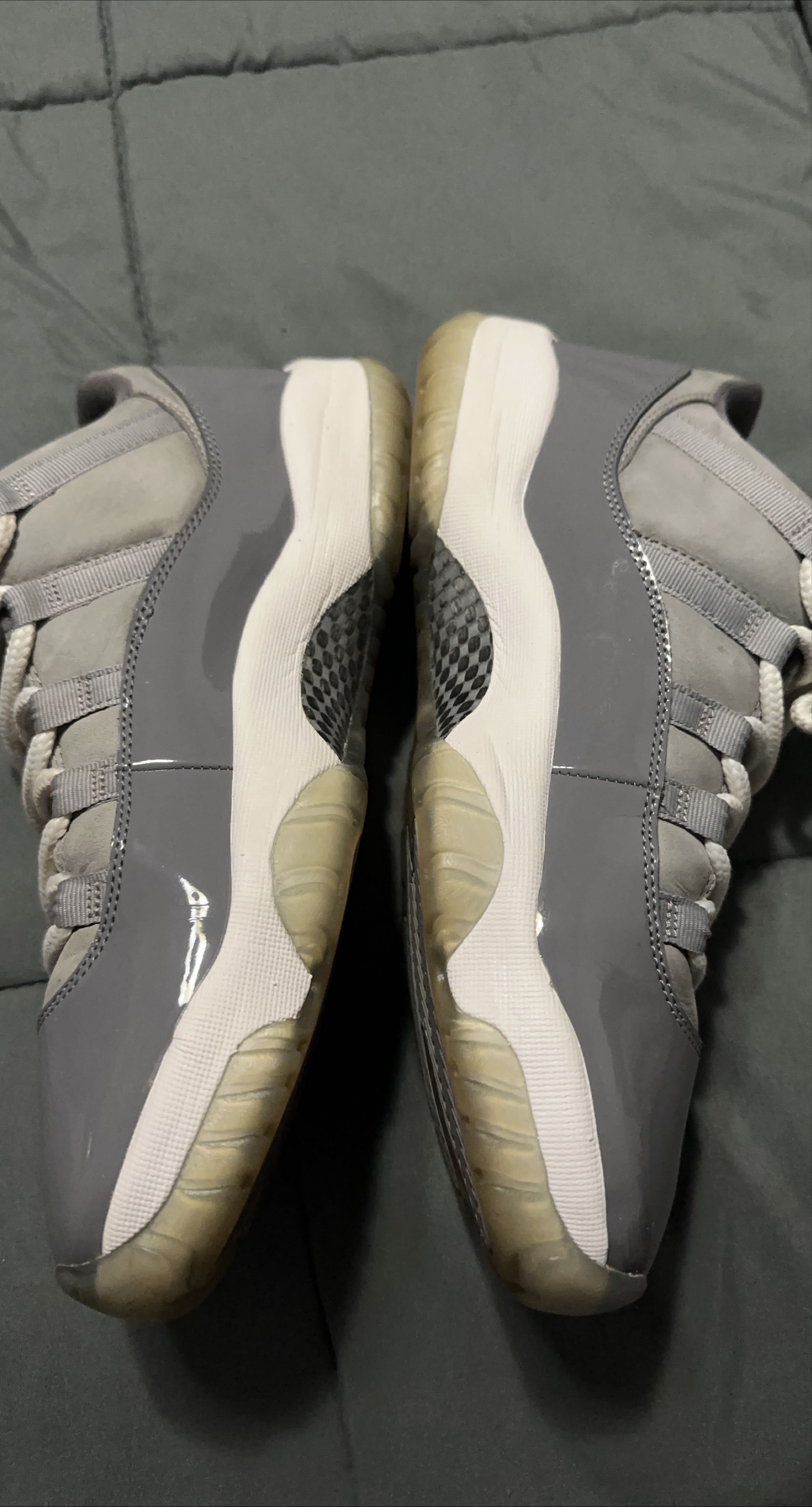 Air Jordan 11 Cool Grey thumbnail