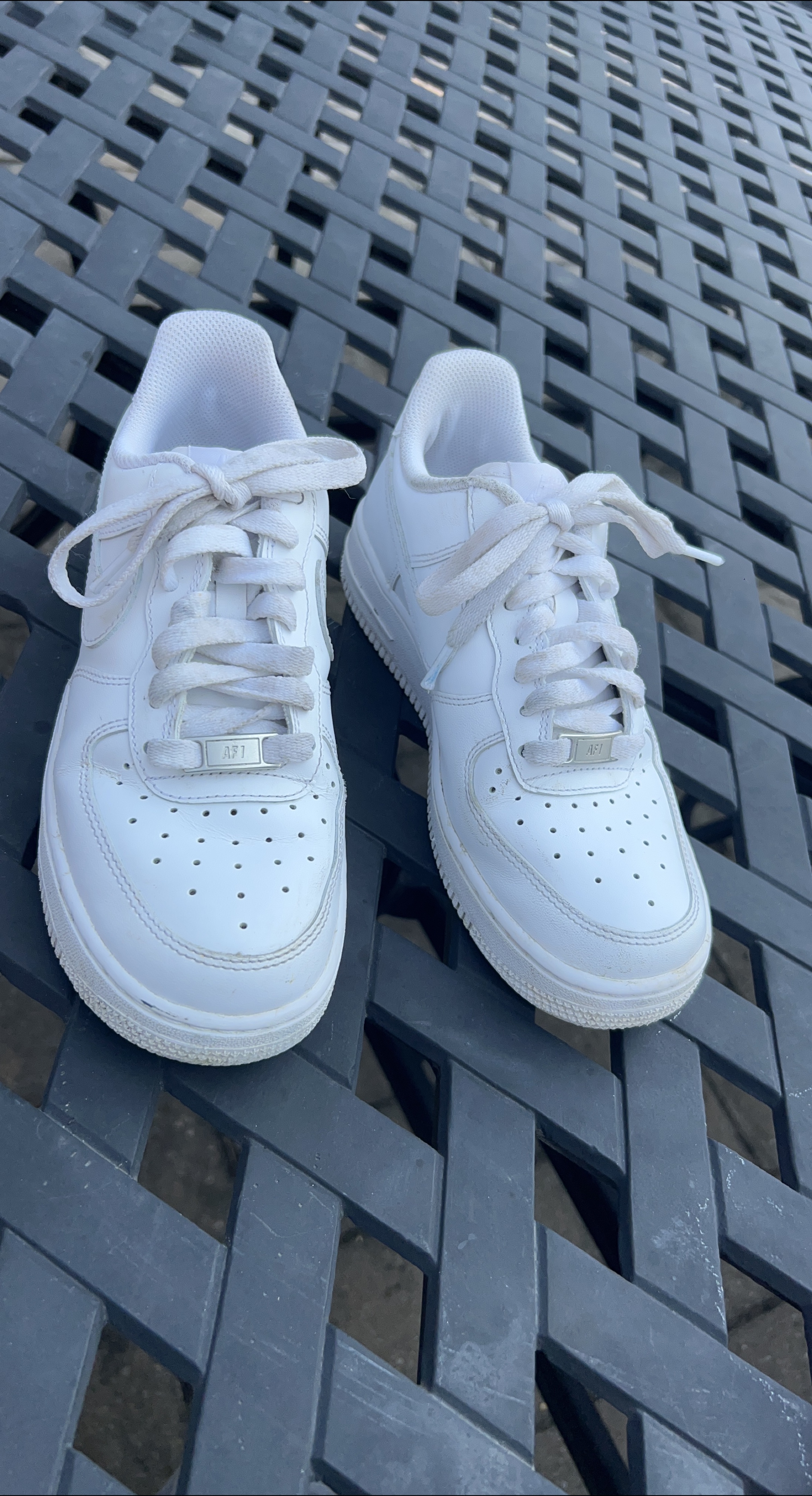 Nike Air Force 1 - White - Size 6.5 thumbnail