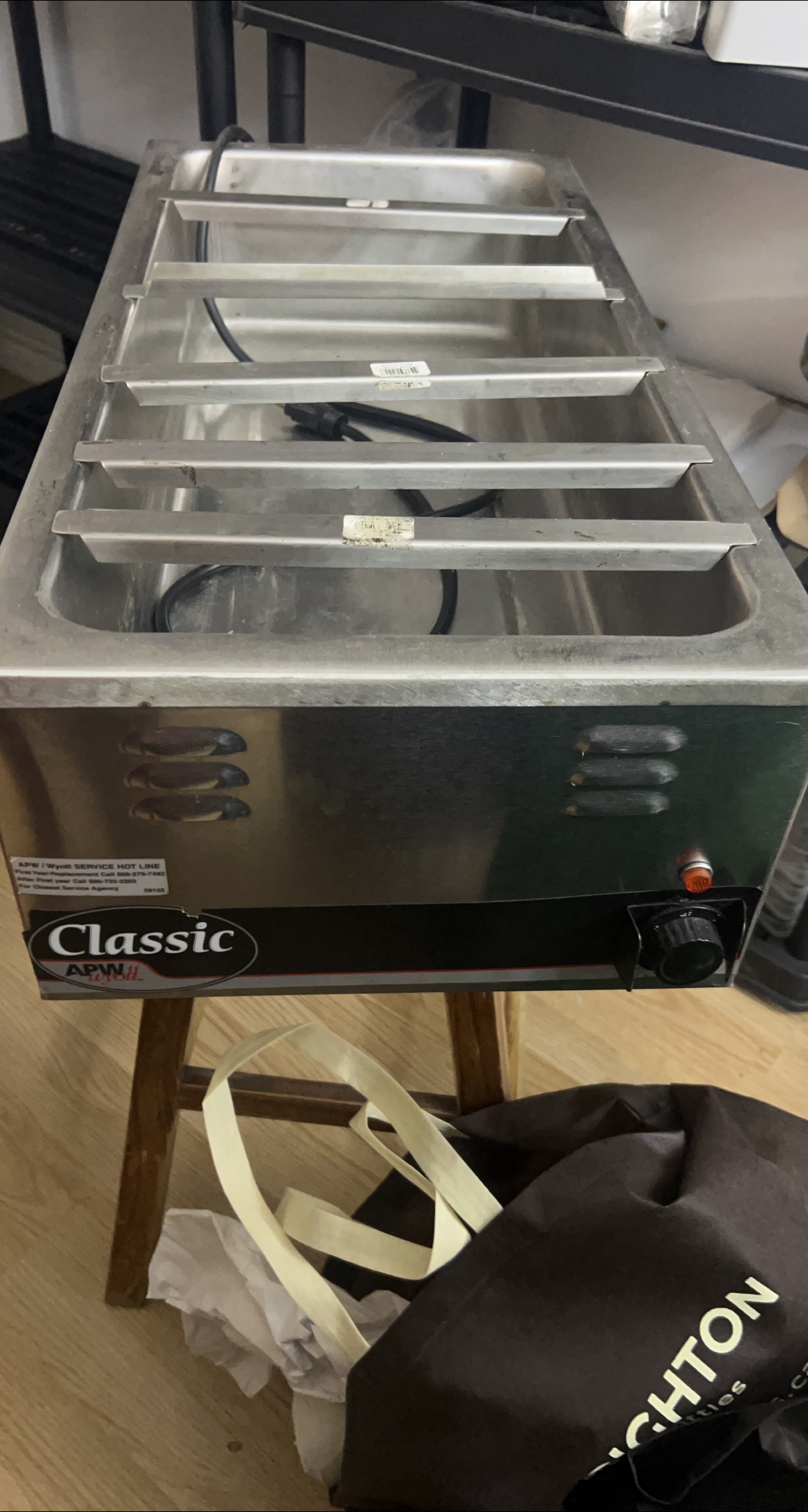 APW Wyott Classic Food Warmer thumbnail
