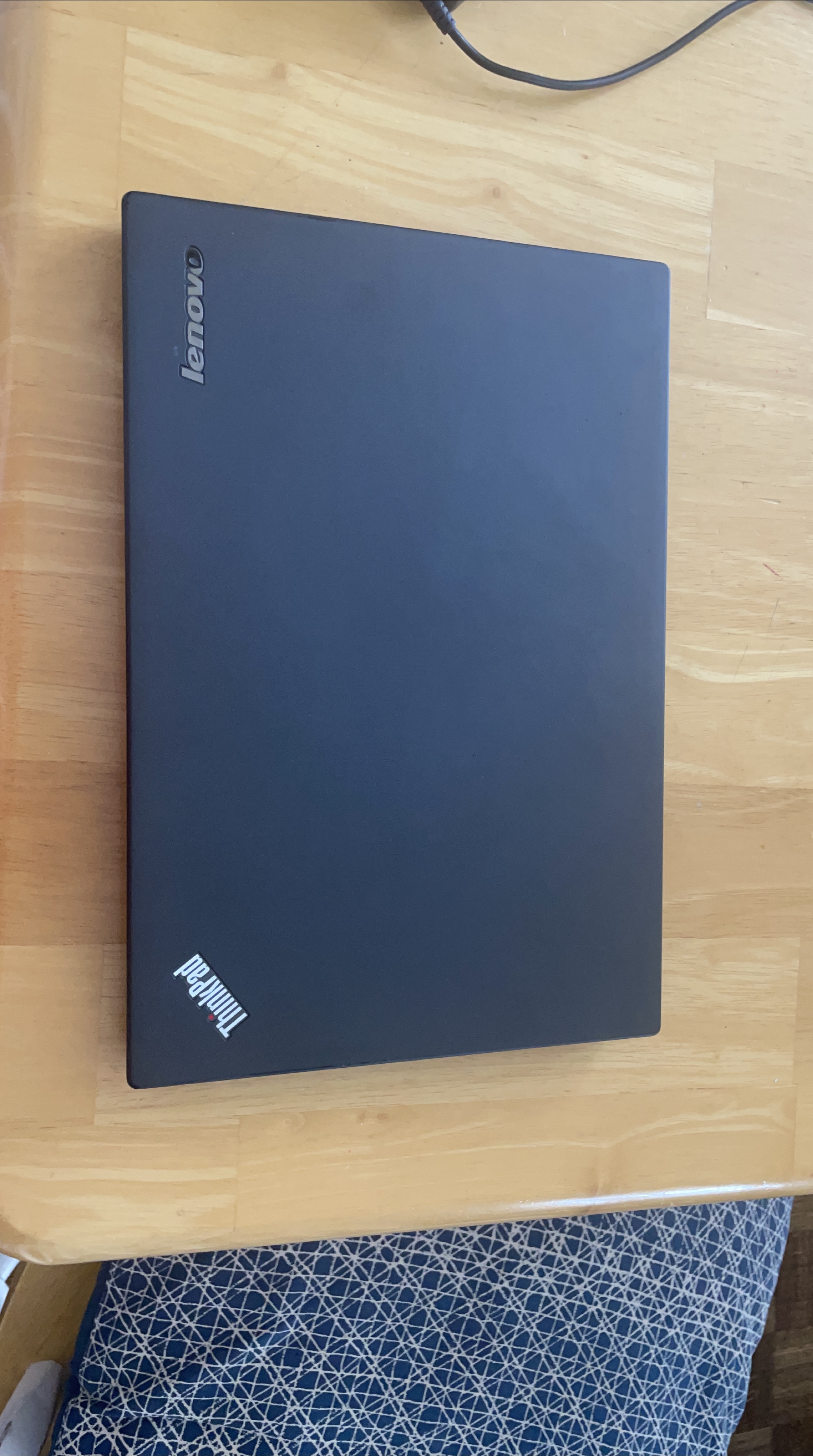 Lenovo ThinkPad Laptop thumbnail