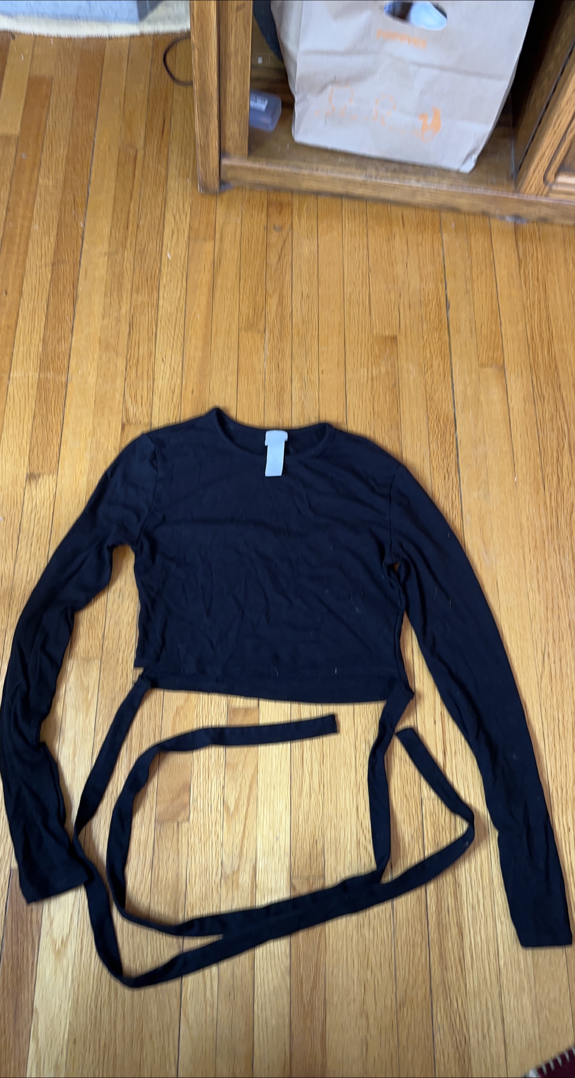 H&M Black Long Sleeve Crop Top - Size S thumbnail