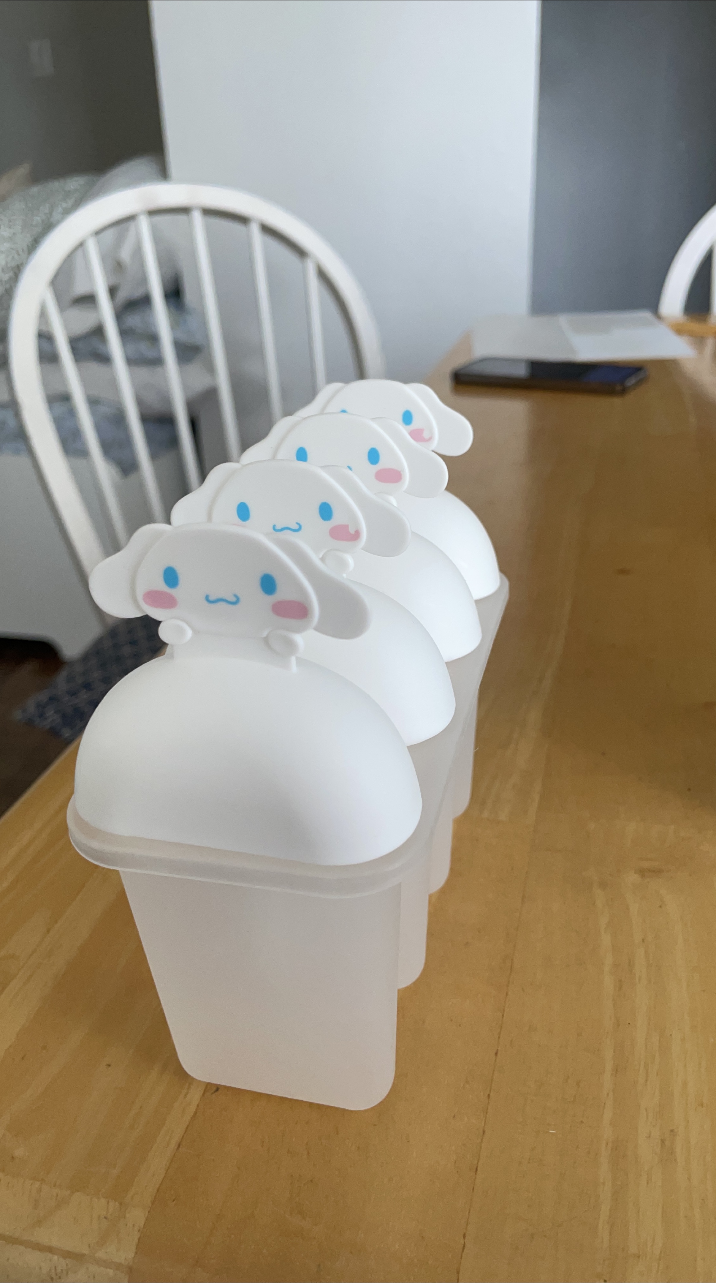 Cinnamoroll Ice Pop Molds - Cute! thumbnail