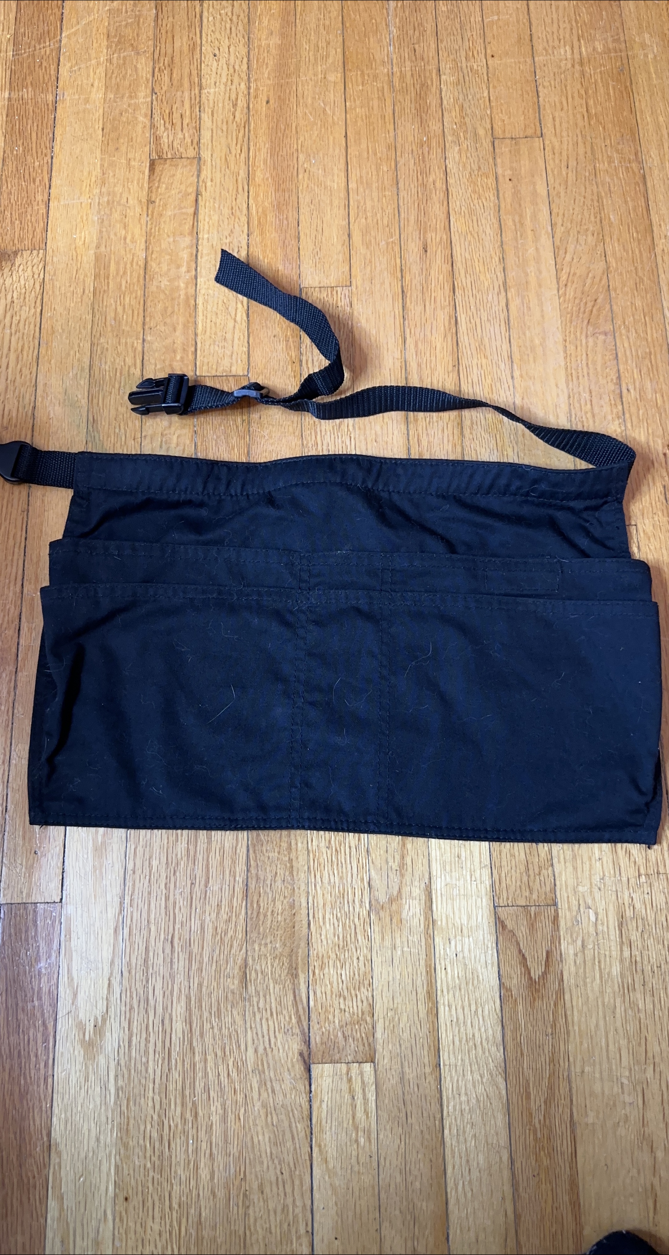 Black Bartender/Server Apron thumbnail