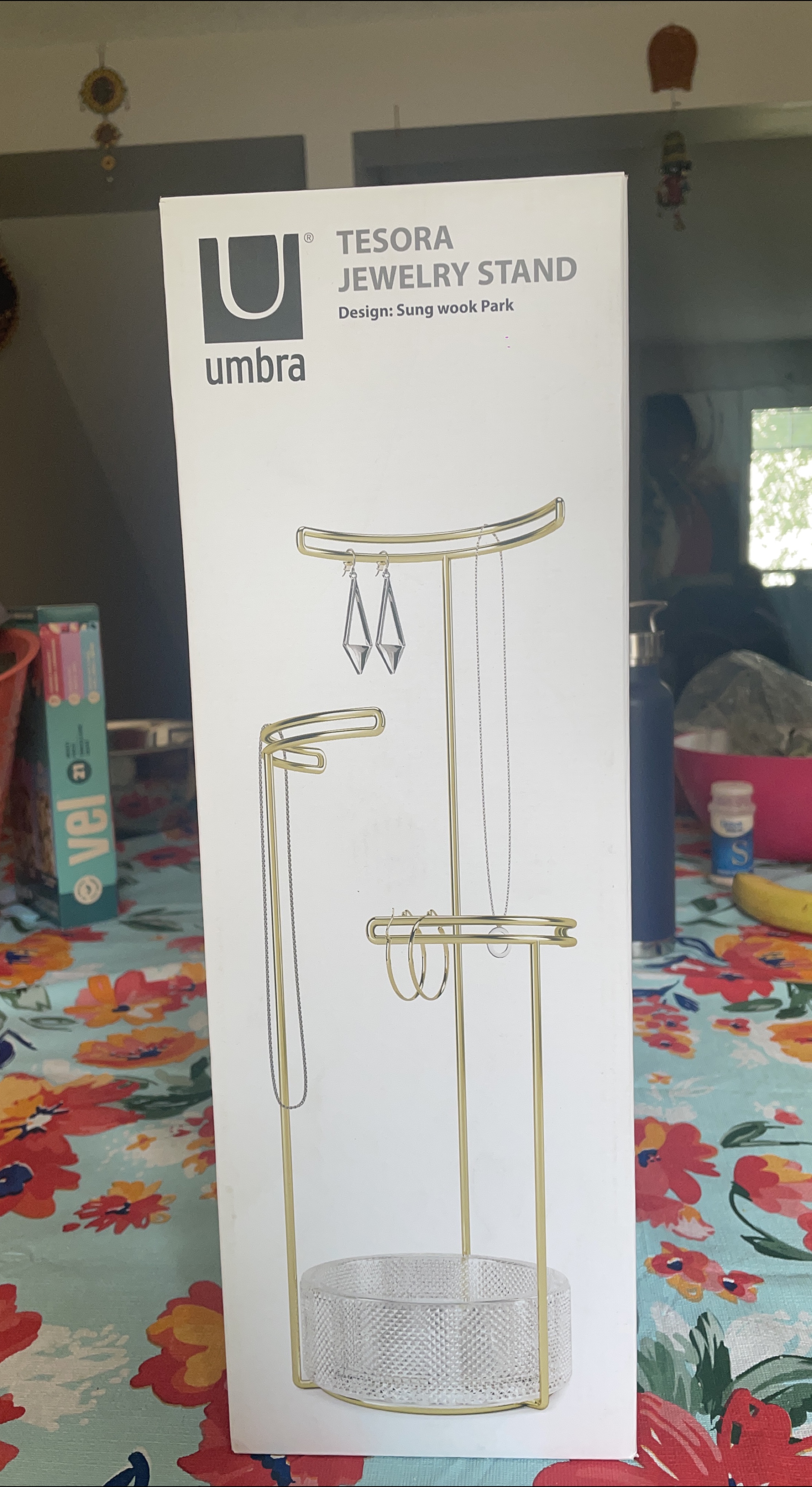 Umbra Tesora Jewelry Stand