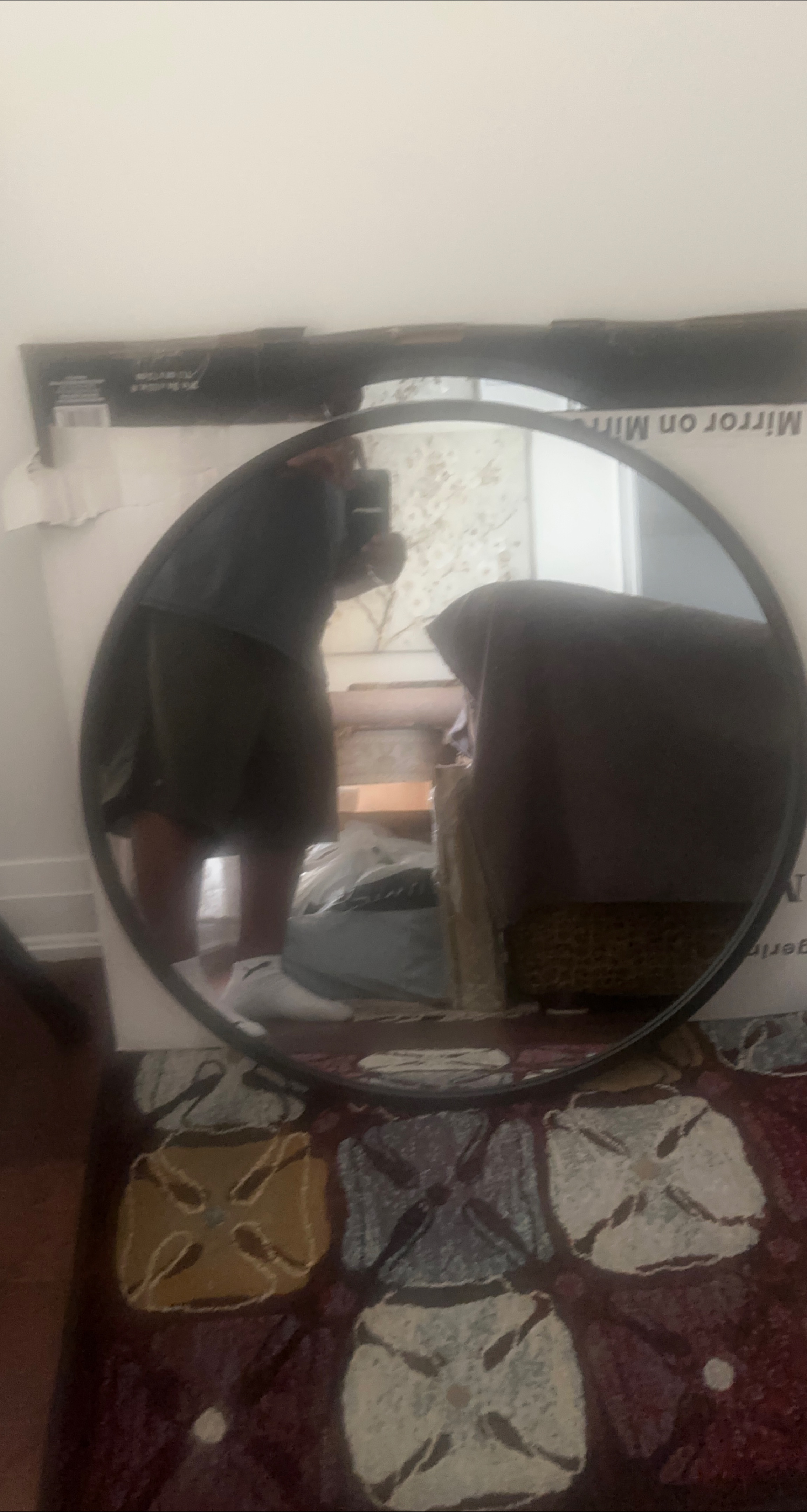Round Mirror on Mirror Box thumbnail
