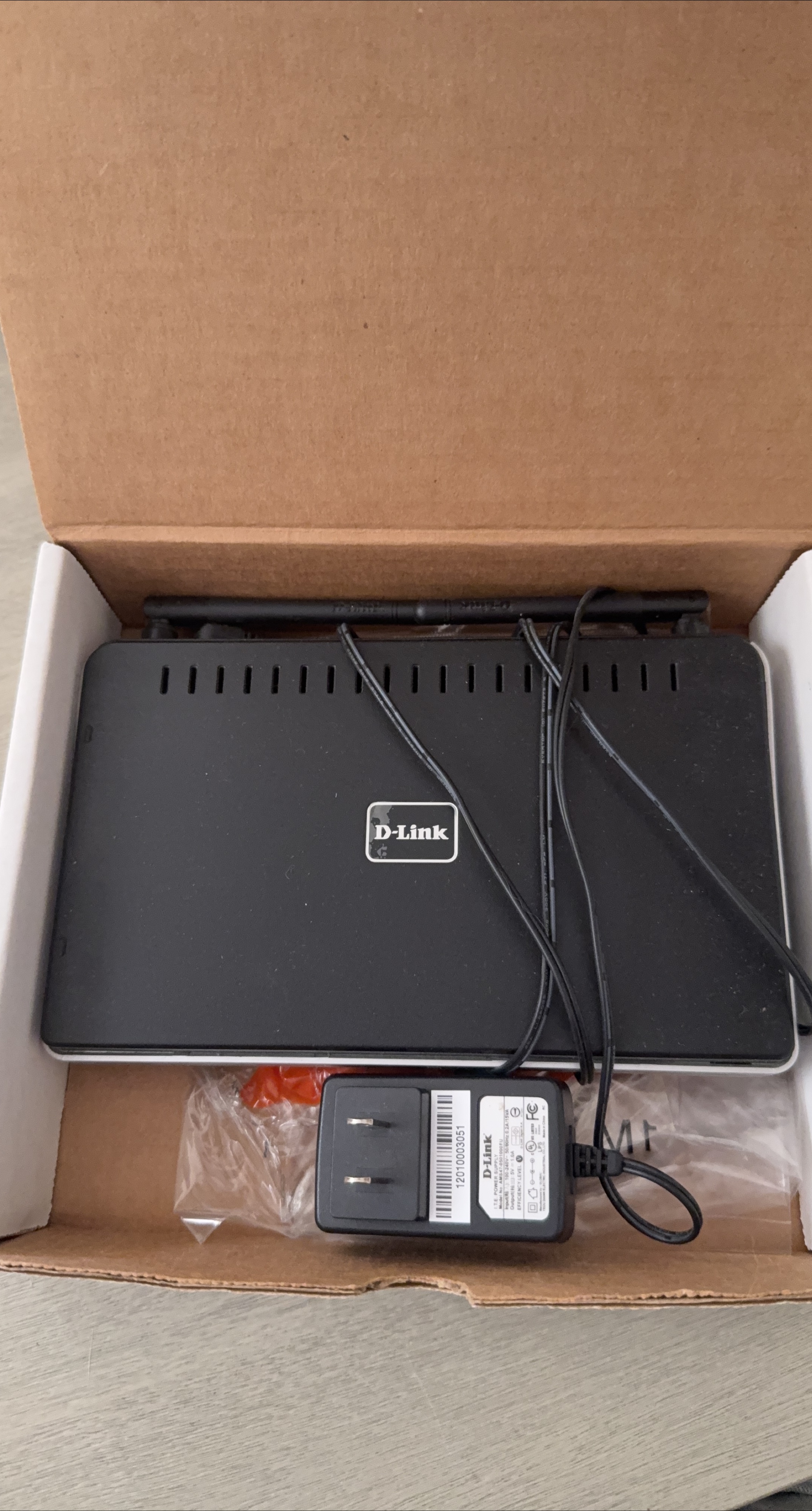 D-Link Router with Power Supply thumbnail