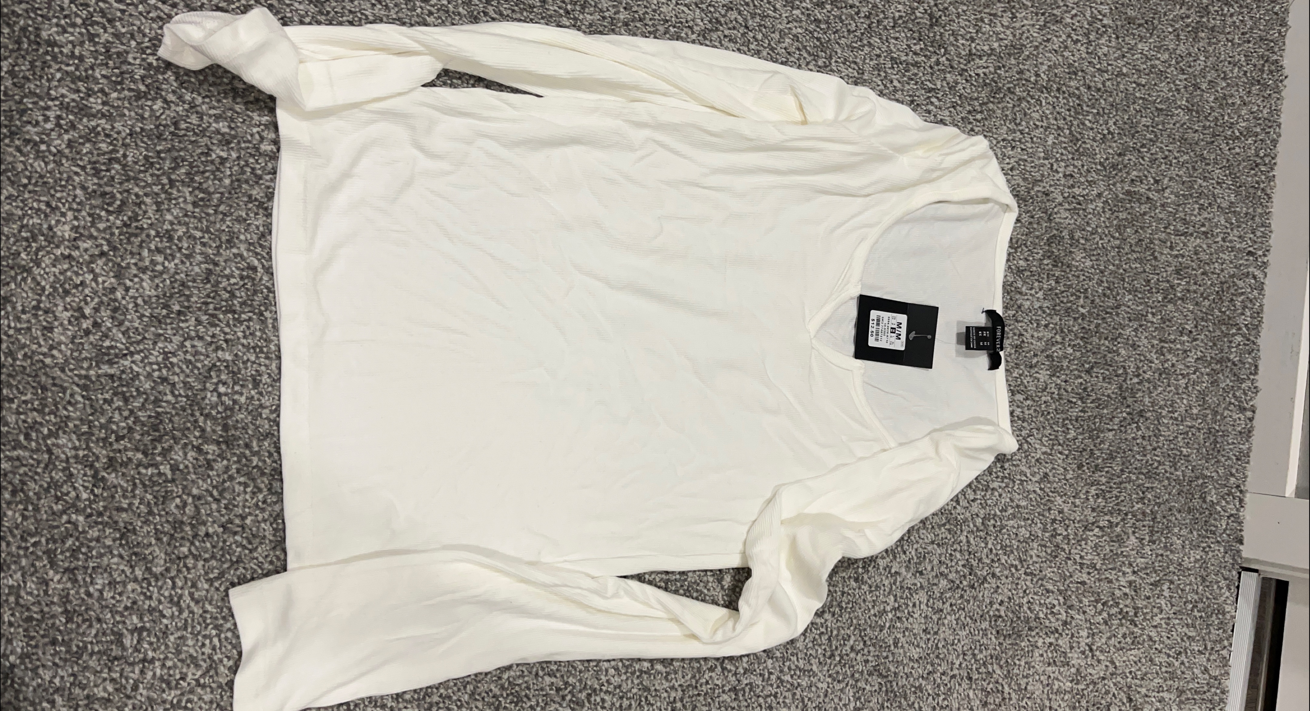 Forever 21 White Long Sleeve Top - Size M thumbnail
