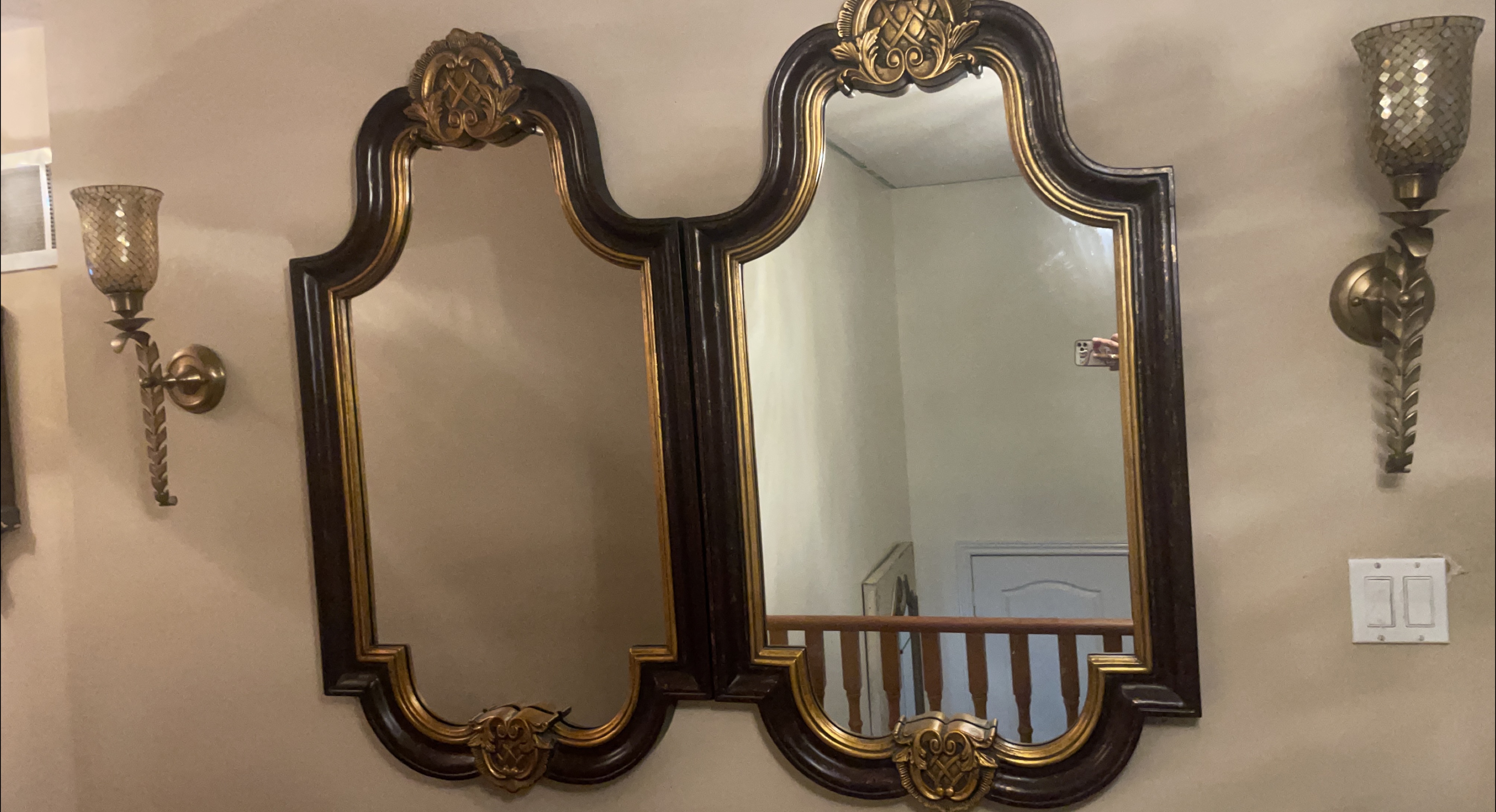 Ornate Wall Mirrors thumbnail
