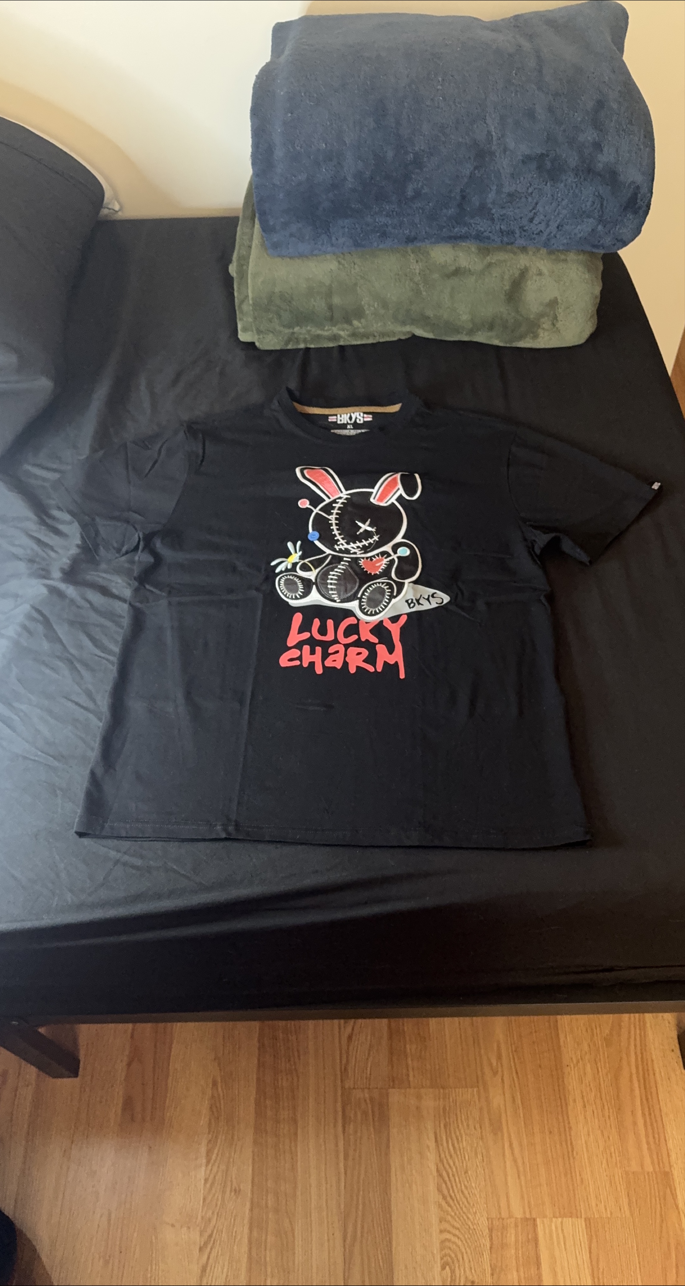 ⚽ BKYS "Lucky Charm" Graphic T-Shirt XL
