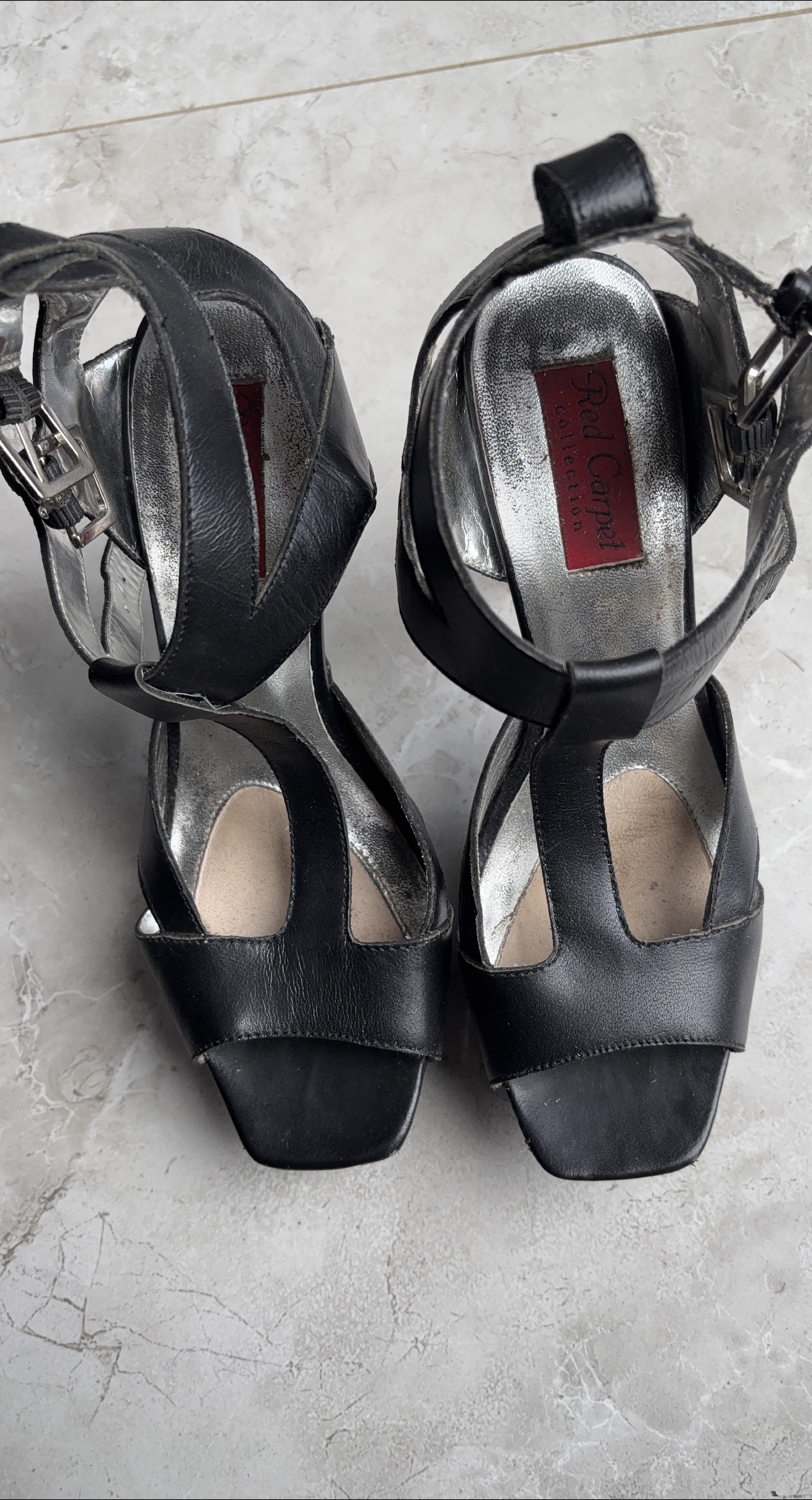 Red Carpet Collection Black Heels Size 8 thumbnail
