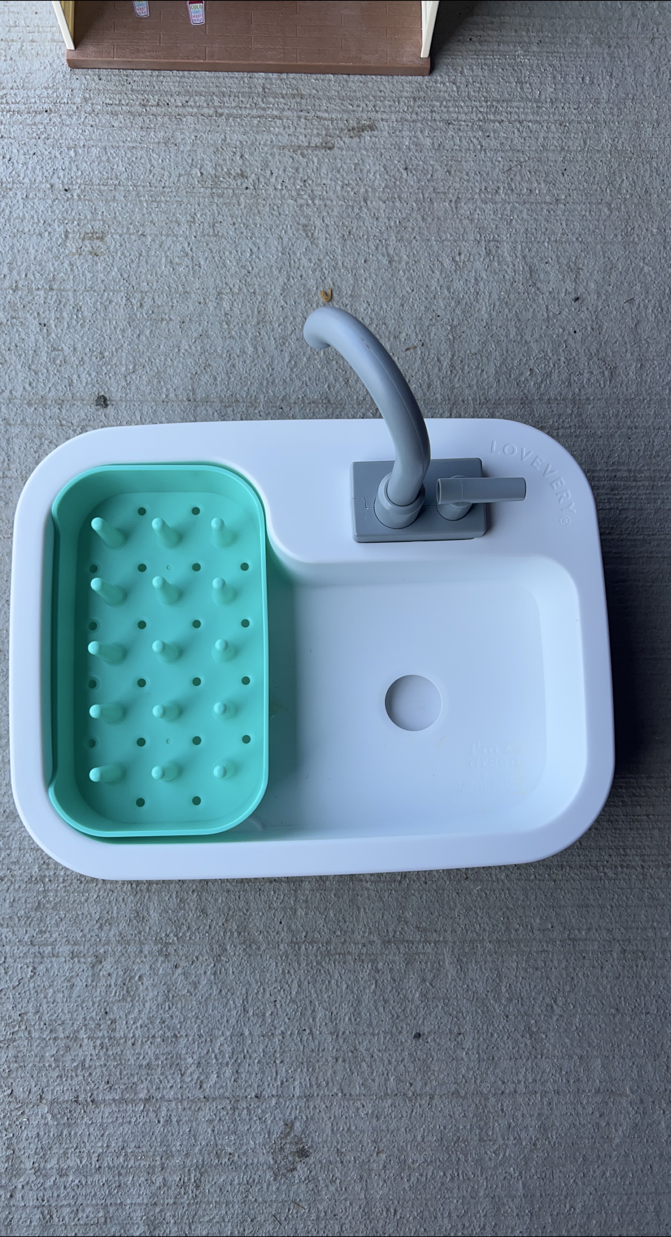 Lovevery The Play Sink