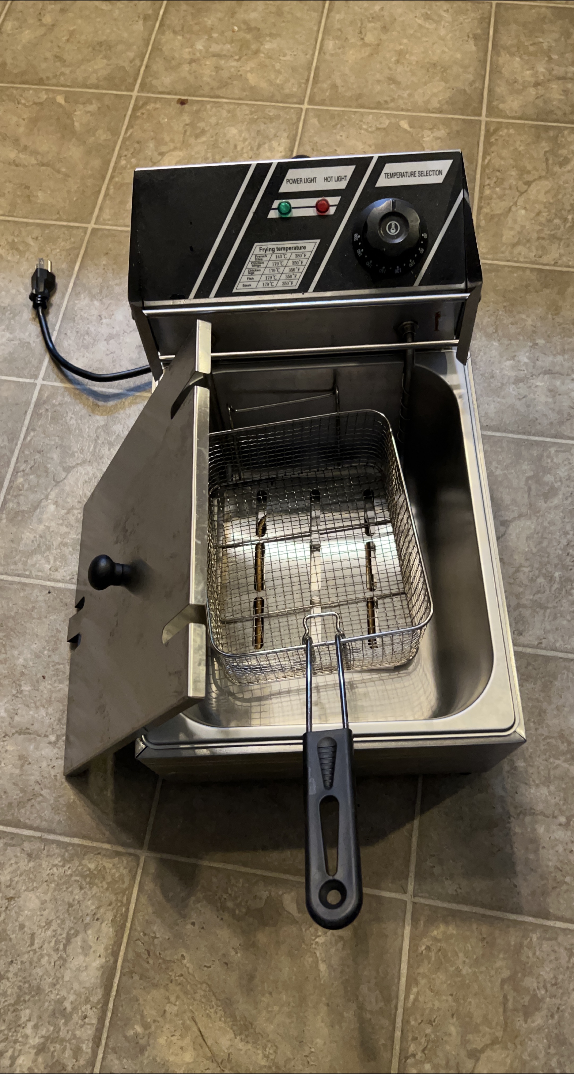 Commercial Deep Fryer thumbnail