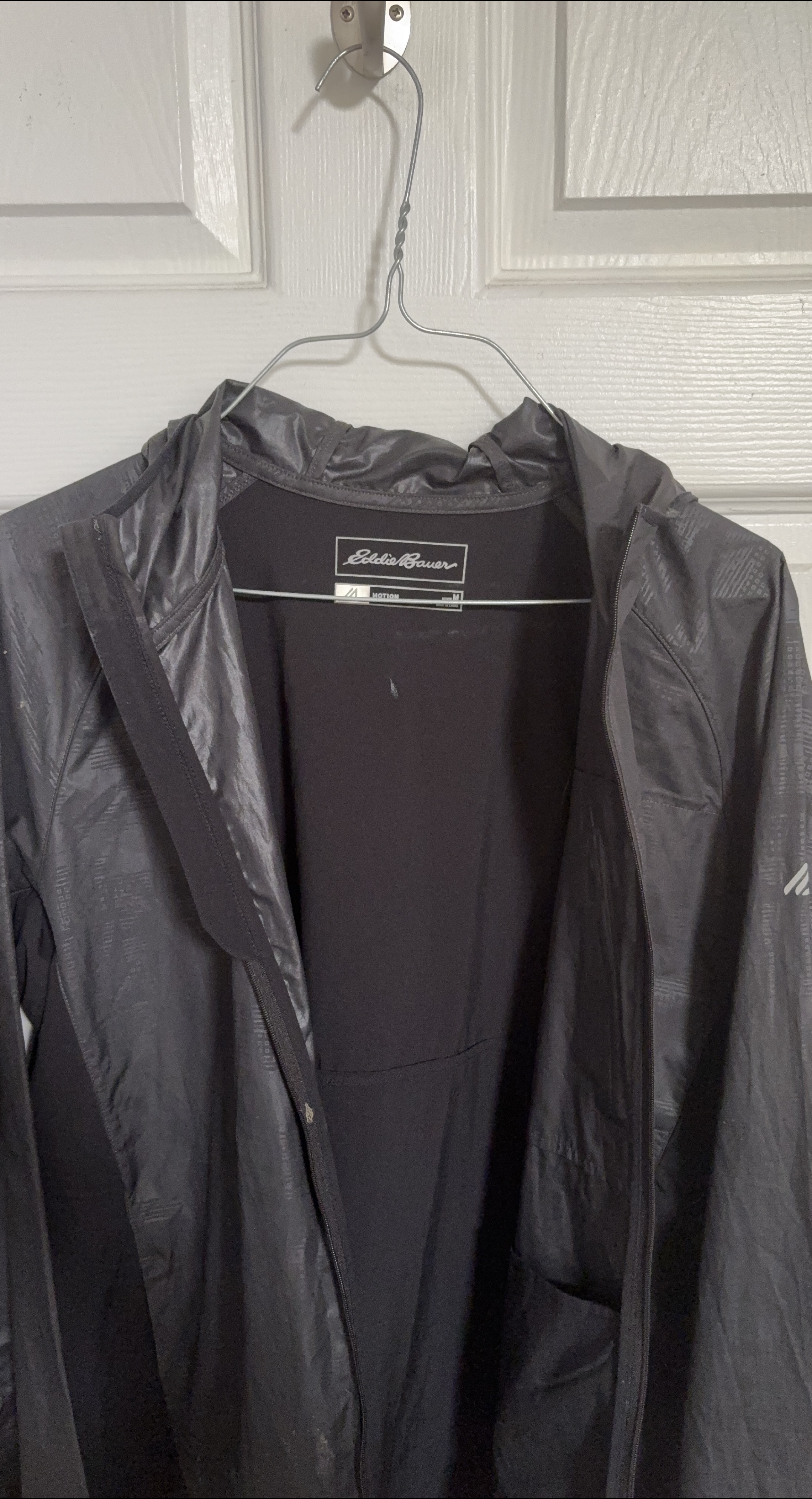 Eddie Bauer Motion Jacket - Size M thumbnail