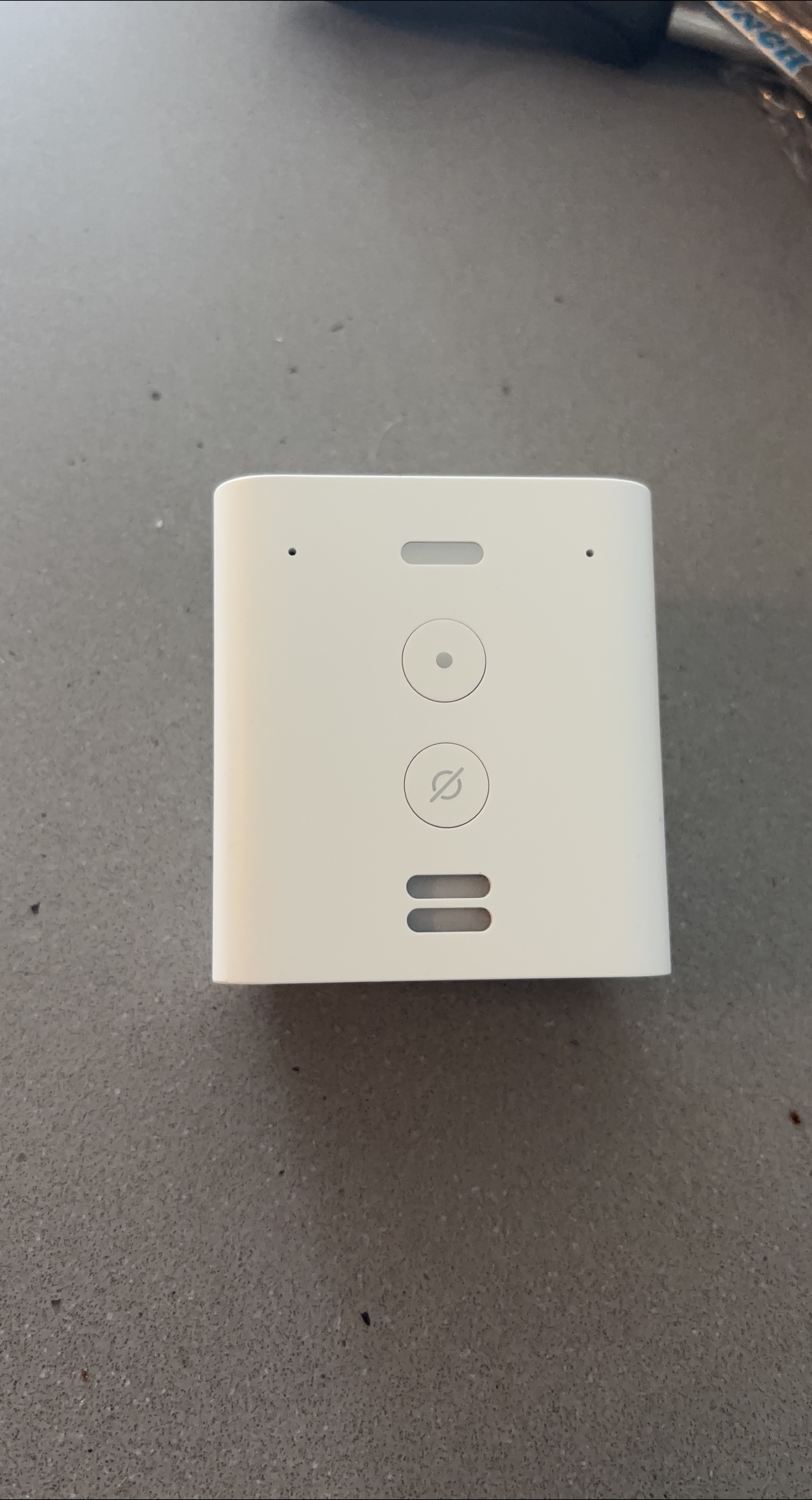 Amazon Echo Flex - White thumbnail