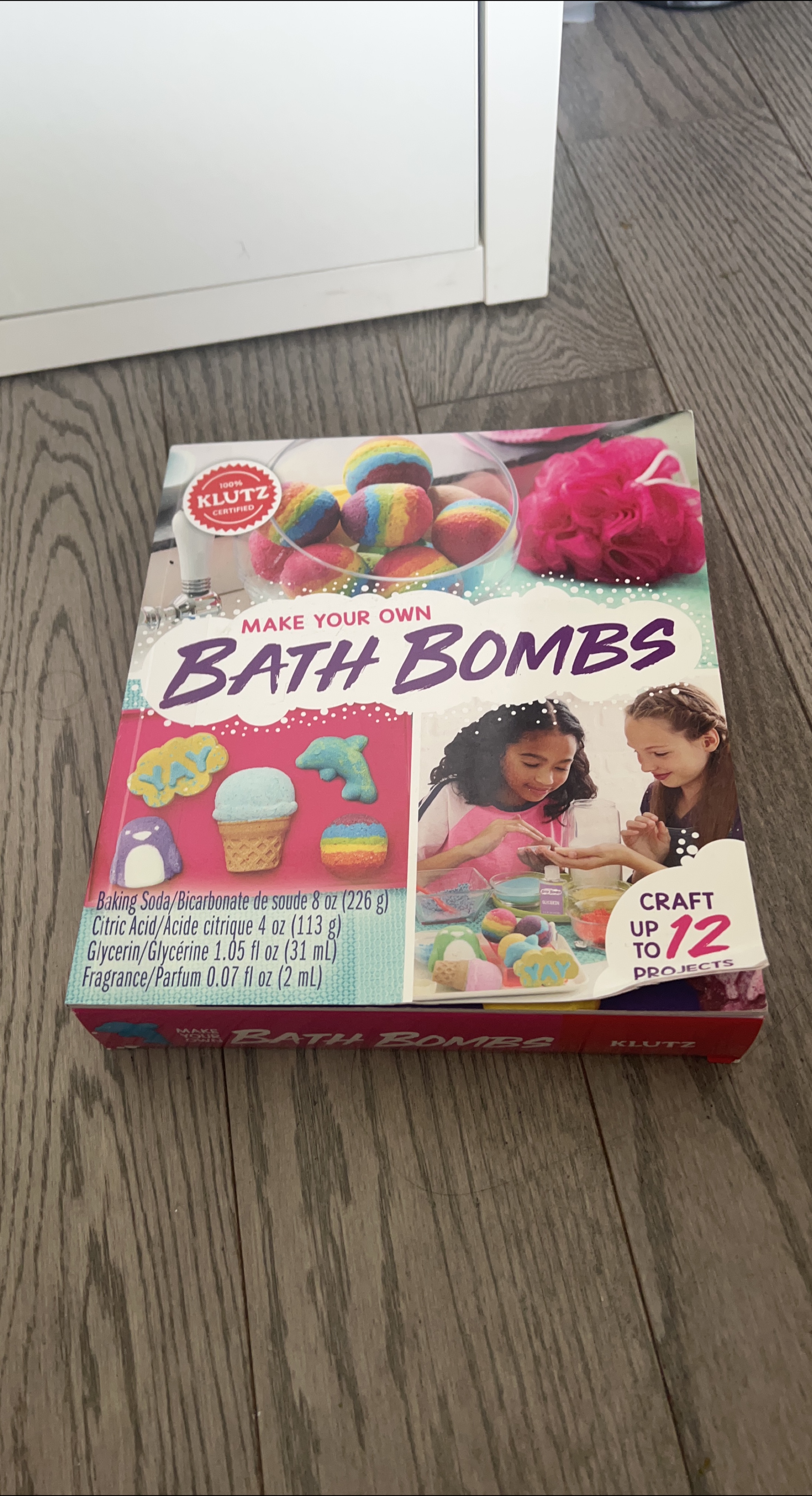 Klutz Make Your Own Bath Bombs Kit thumbnail