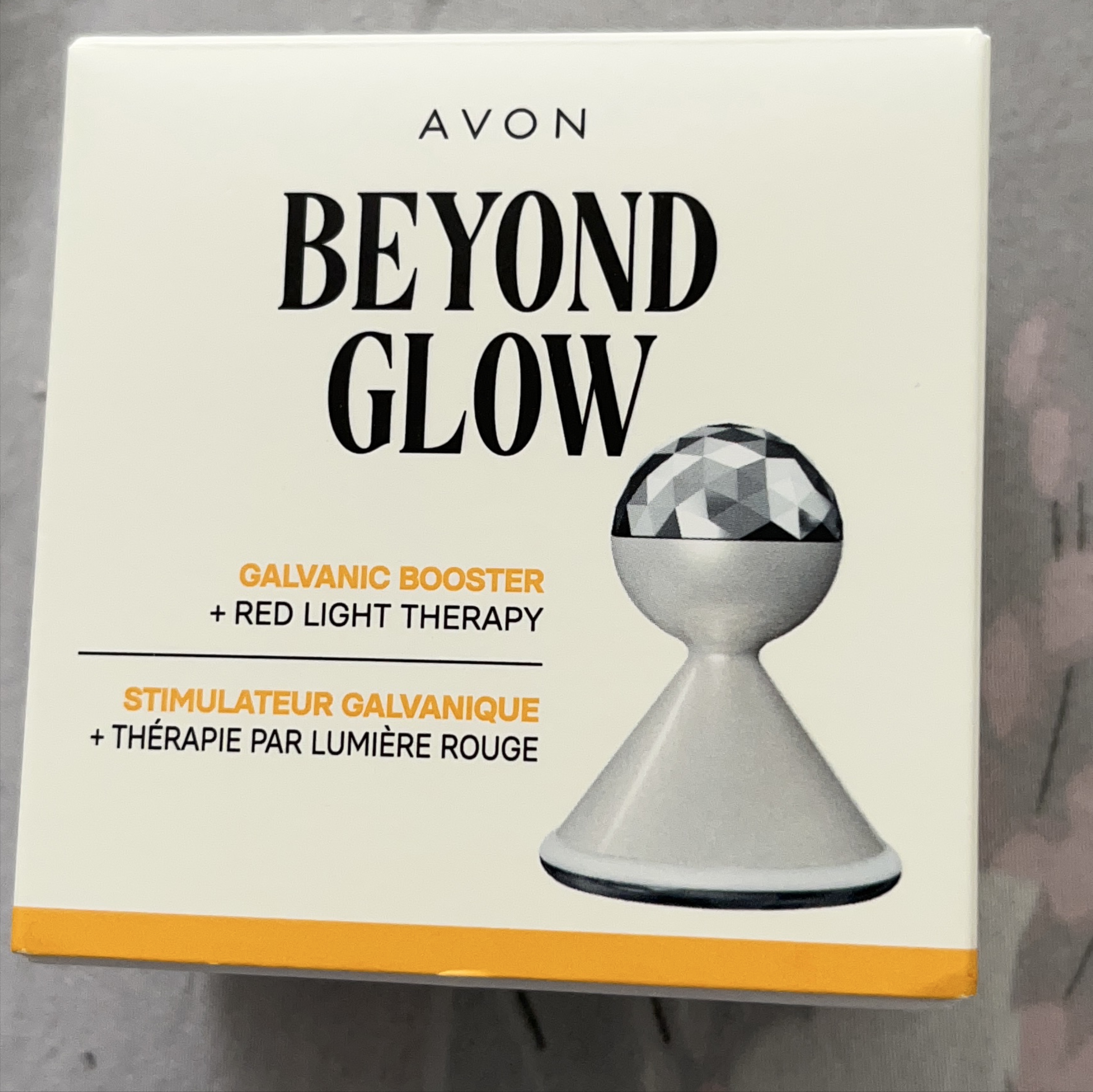 Avon Beyond Glow Galvanic Booster + Red Light Therapy Device