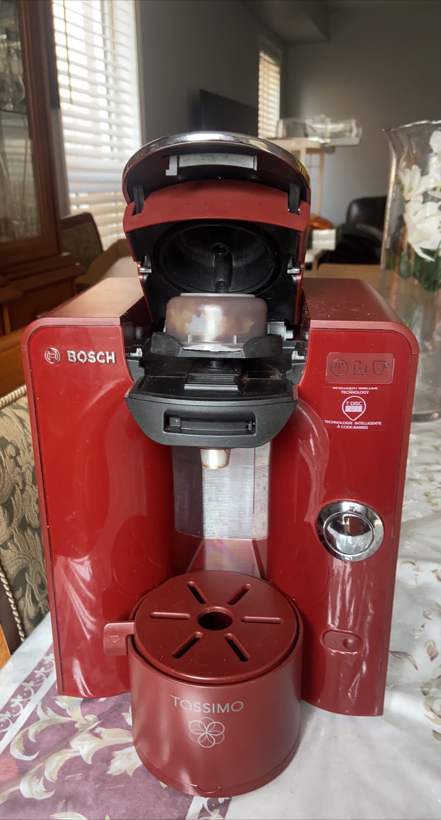 Bosch Tassimo Coffee Machine - Red thumbnail