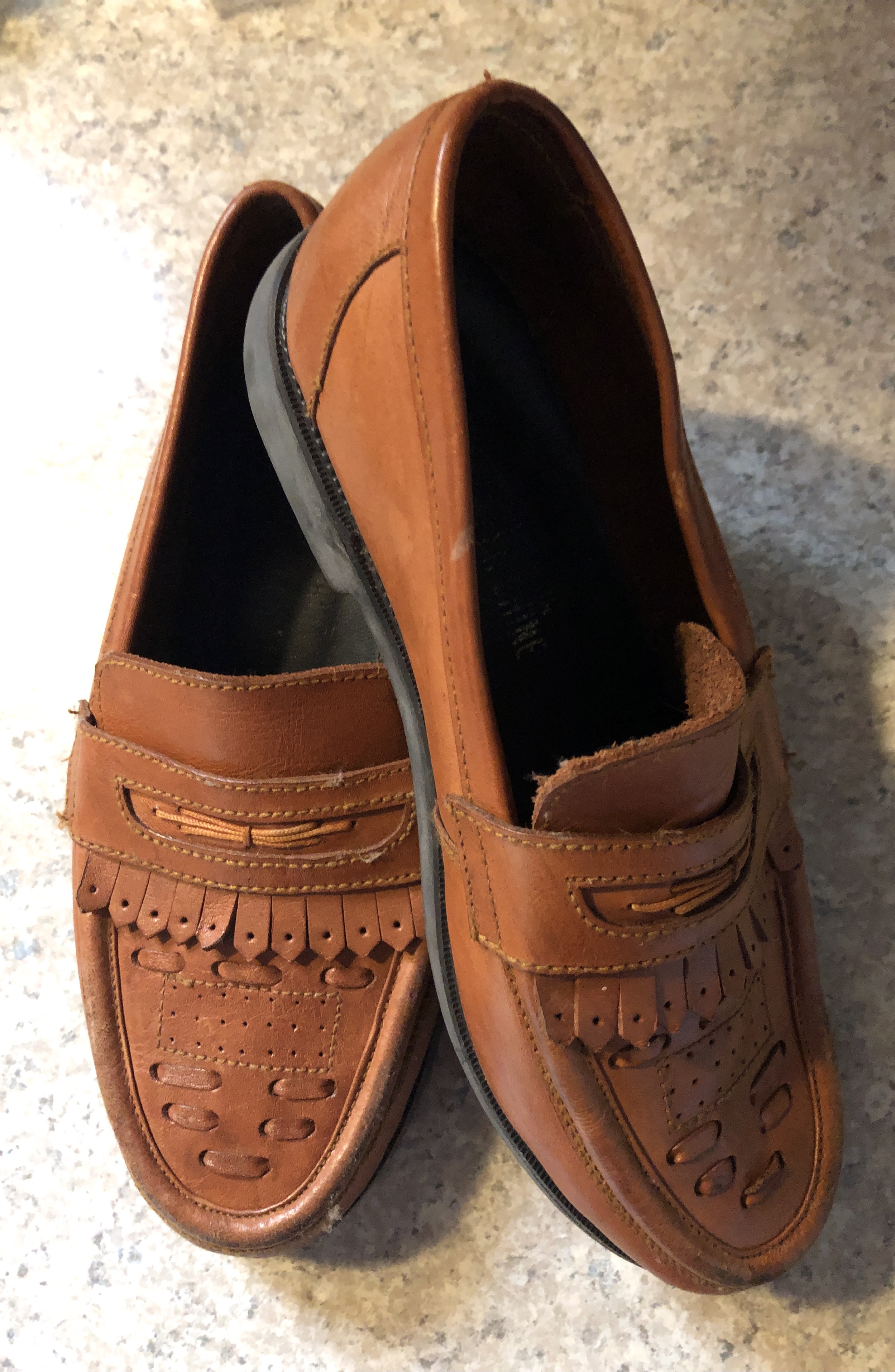 🧡 Leather Loafers - Size 10 for kids thumbnail