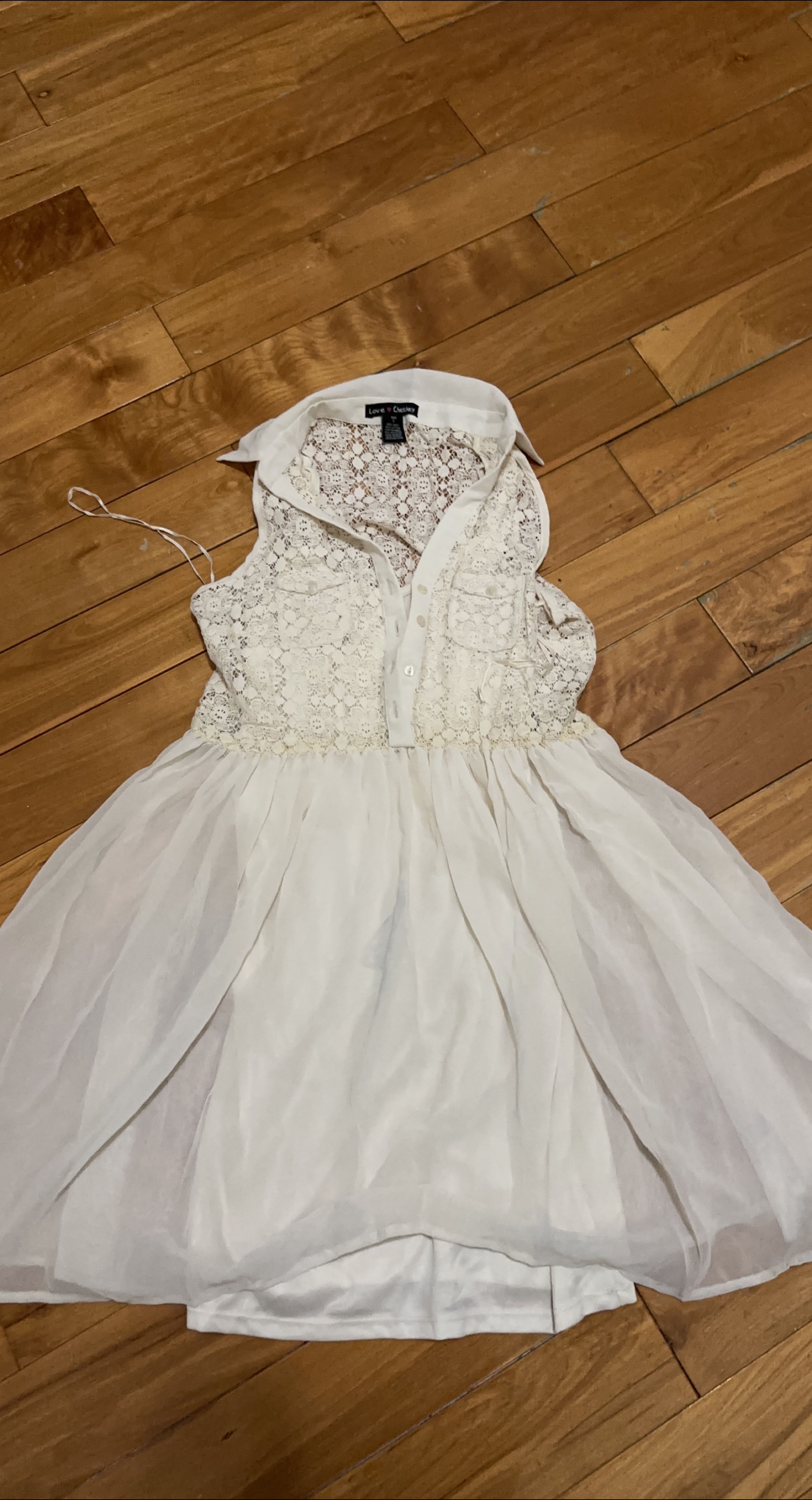 Love & Charley White Lace Dress - Size T image indicator(1)