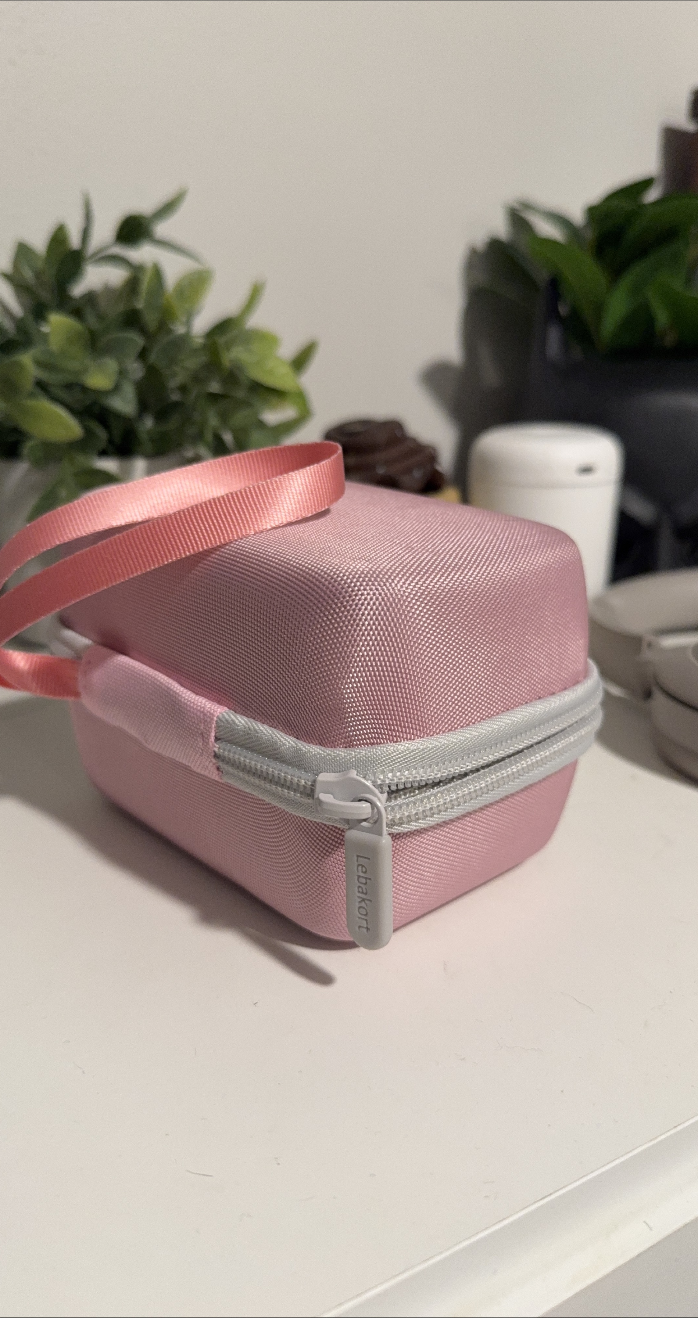 Lebakor Pink Carrying Case thumbnail
