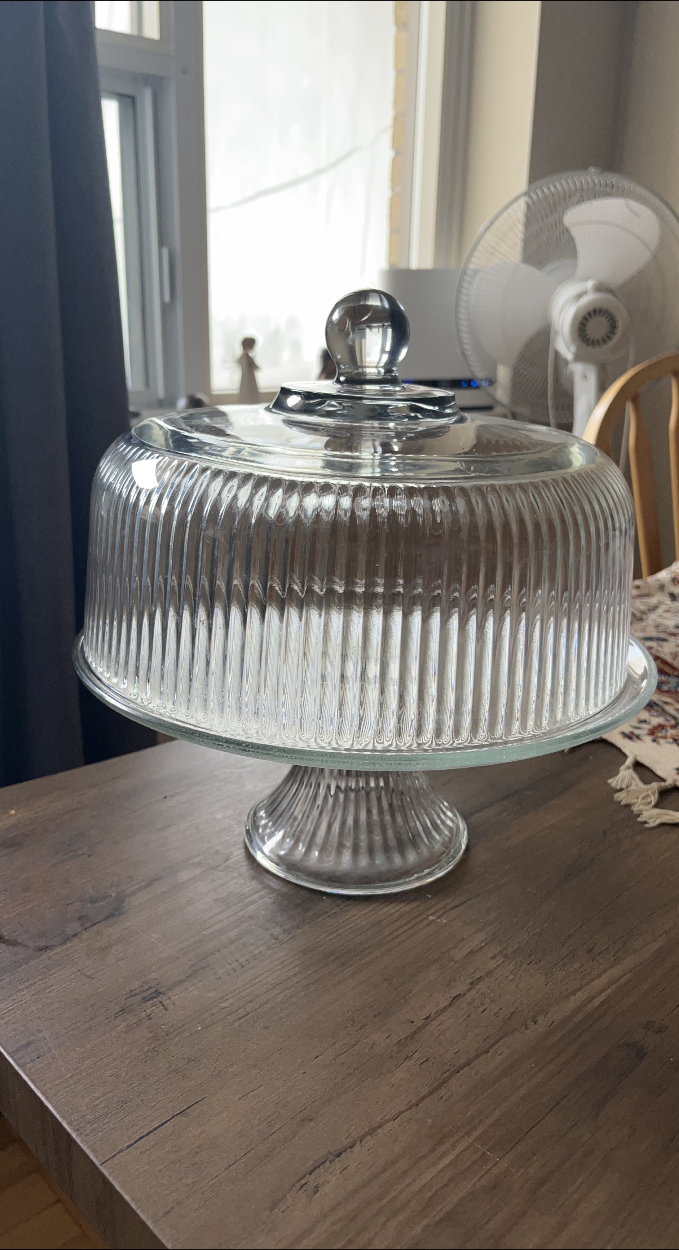 Glass Cake Stand with Dome Lid thumbnail