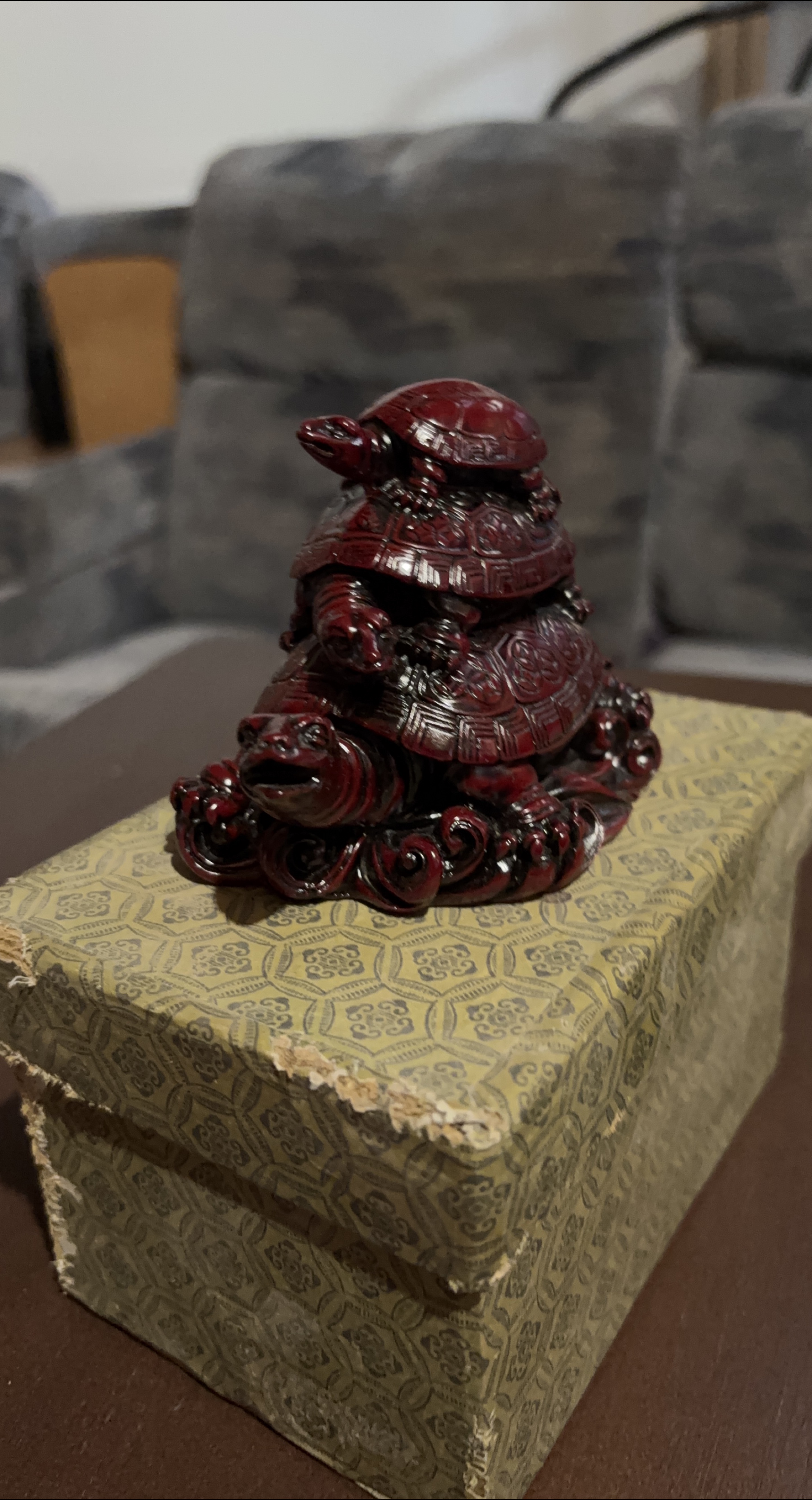Turtle Statue Sculpture on Box thumbnail