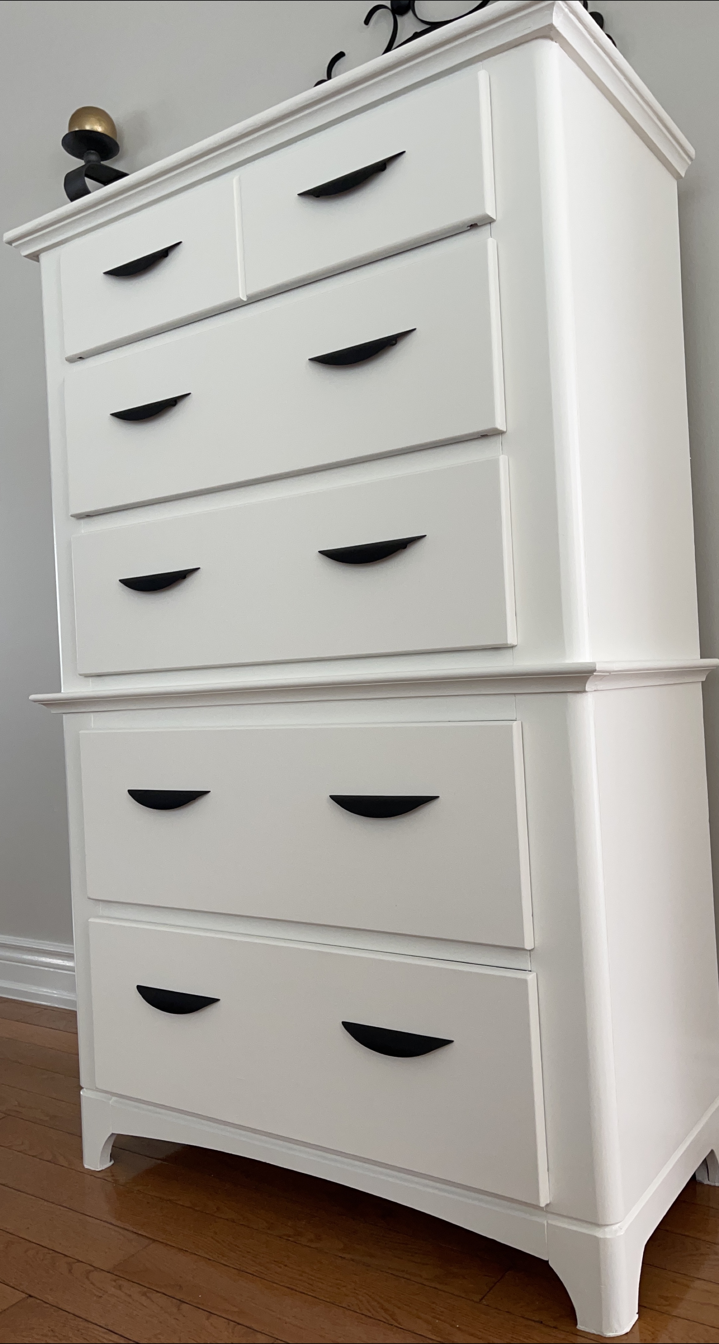 White 7-Drawer Dresser thumbnail