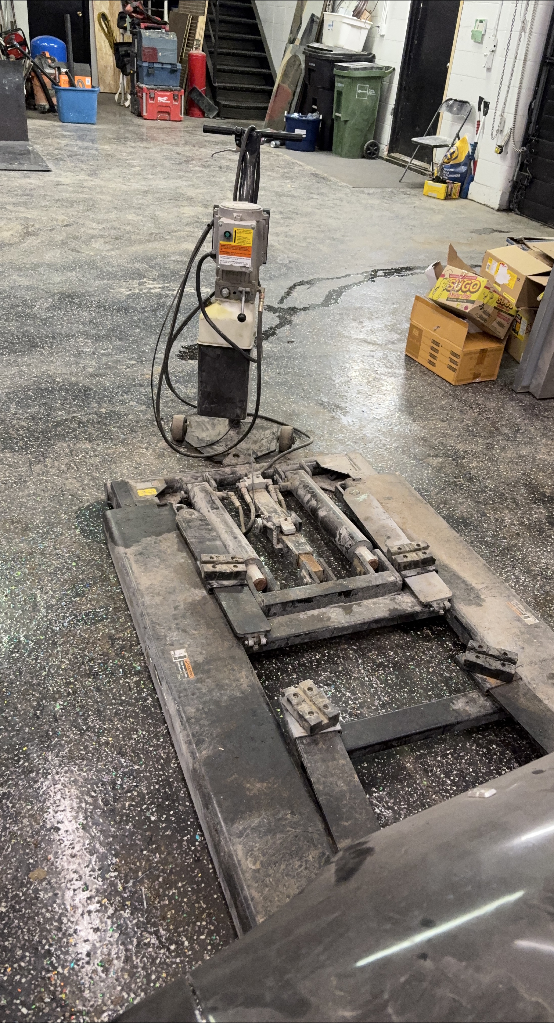 Used Automotive Lift thumbnail