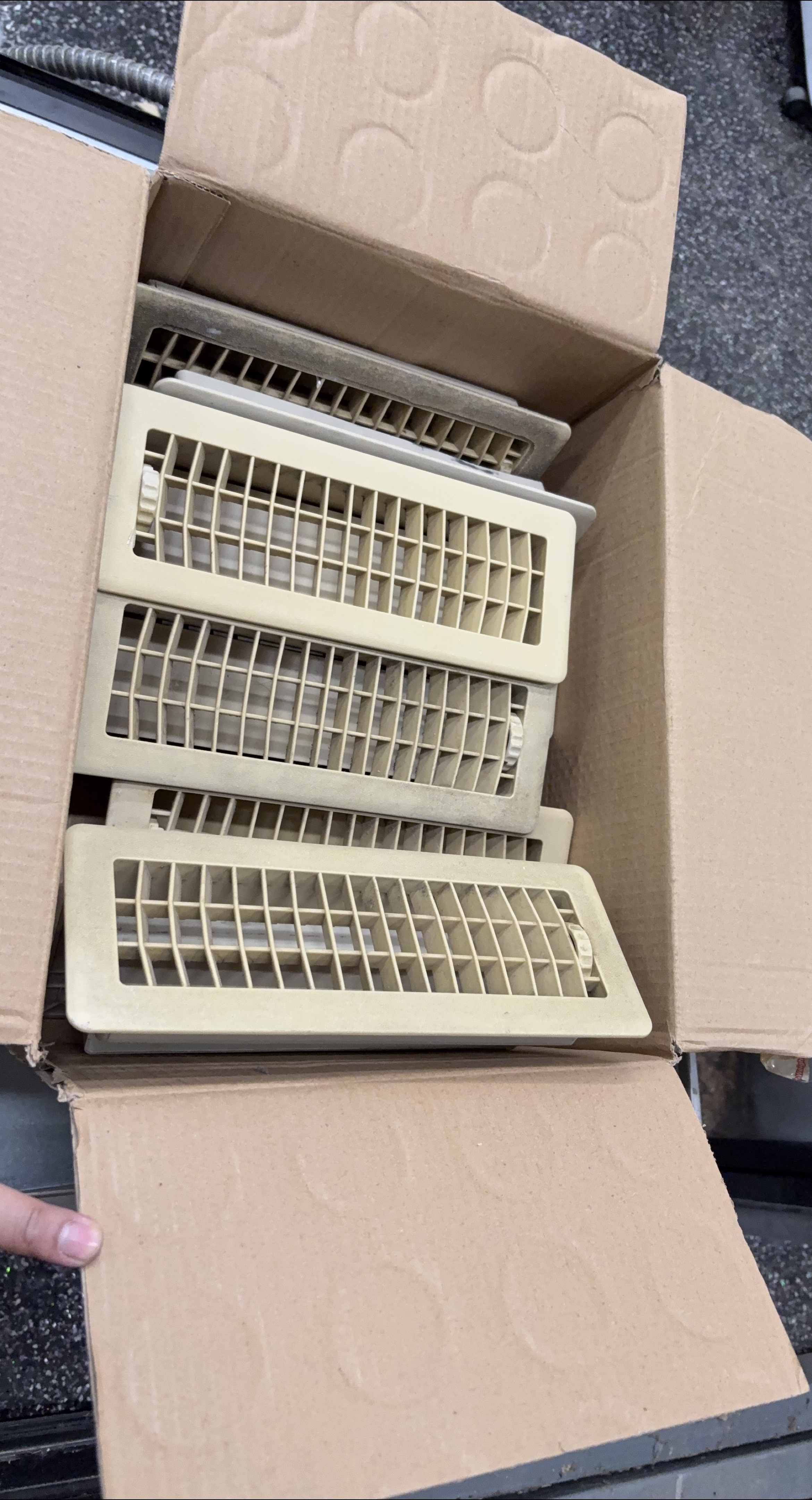 Box of Beige Air Vent Registers thumbnail