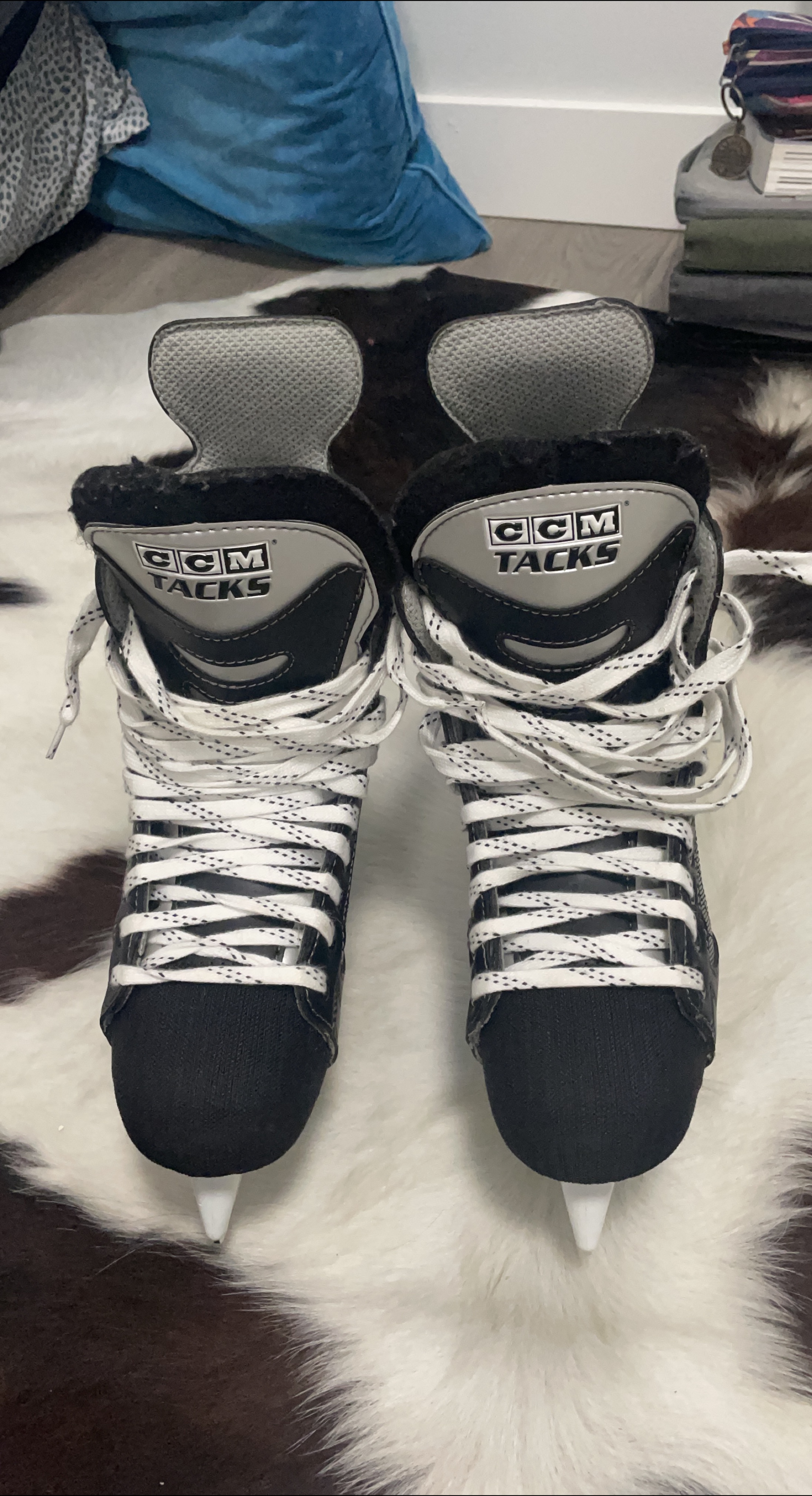 CCM Tacks Hockey Skates - Size 7 thumbnail