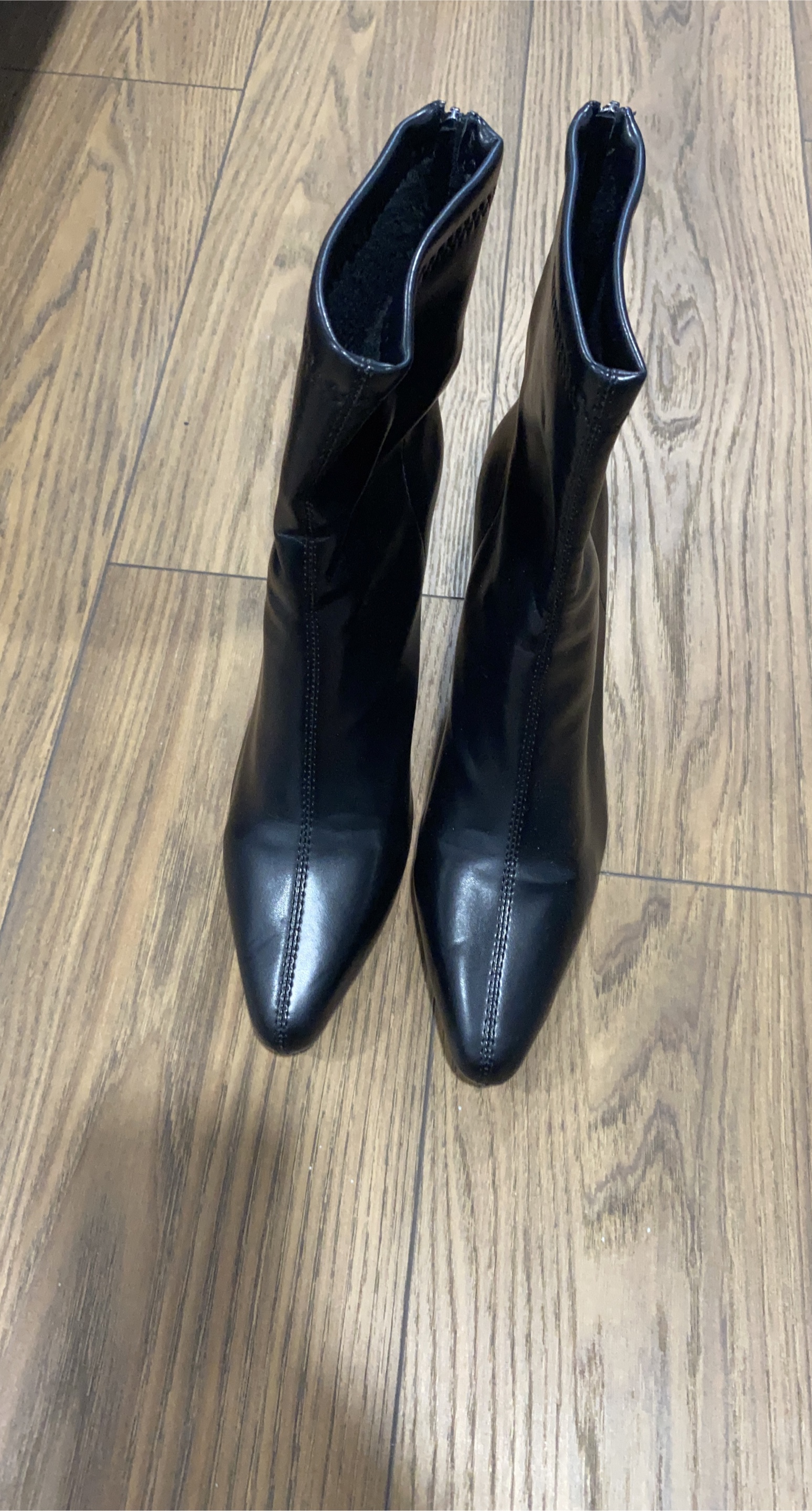 Black Ankle Boots thumbnail