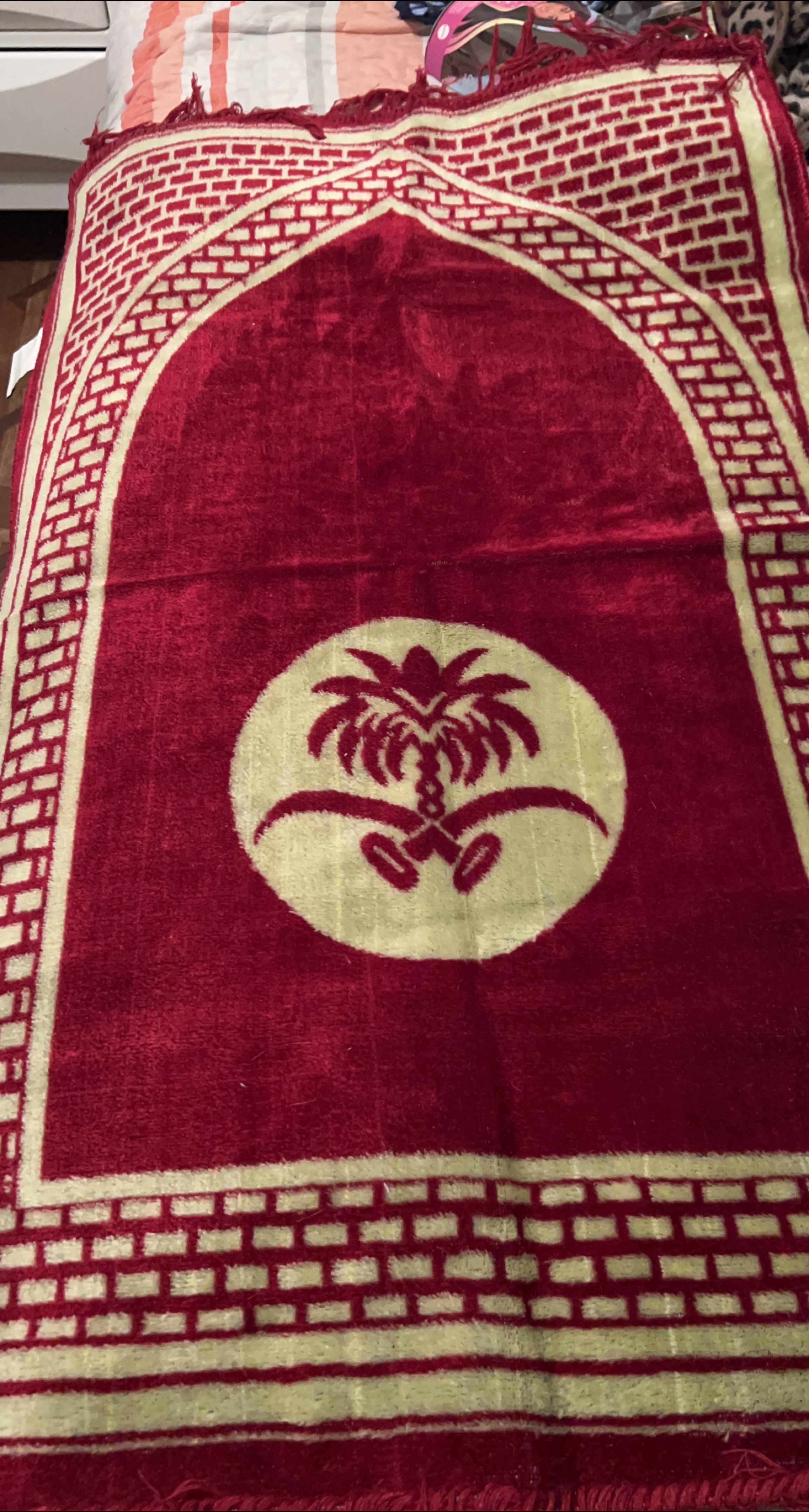 Prayer Rug thumbnail