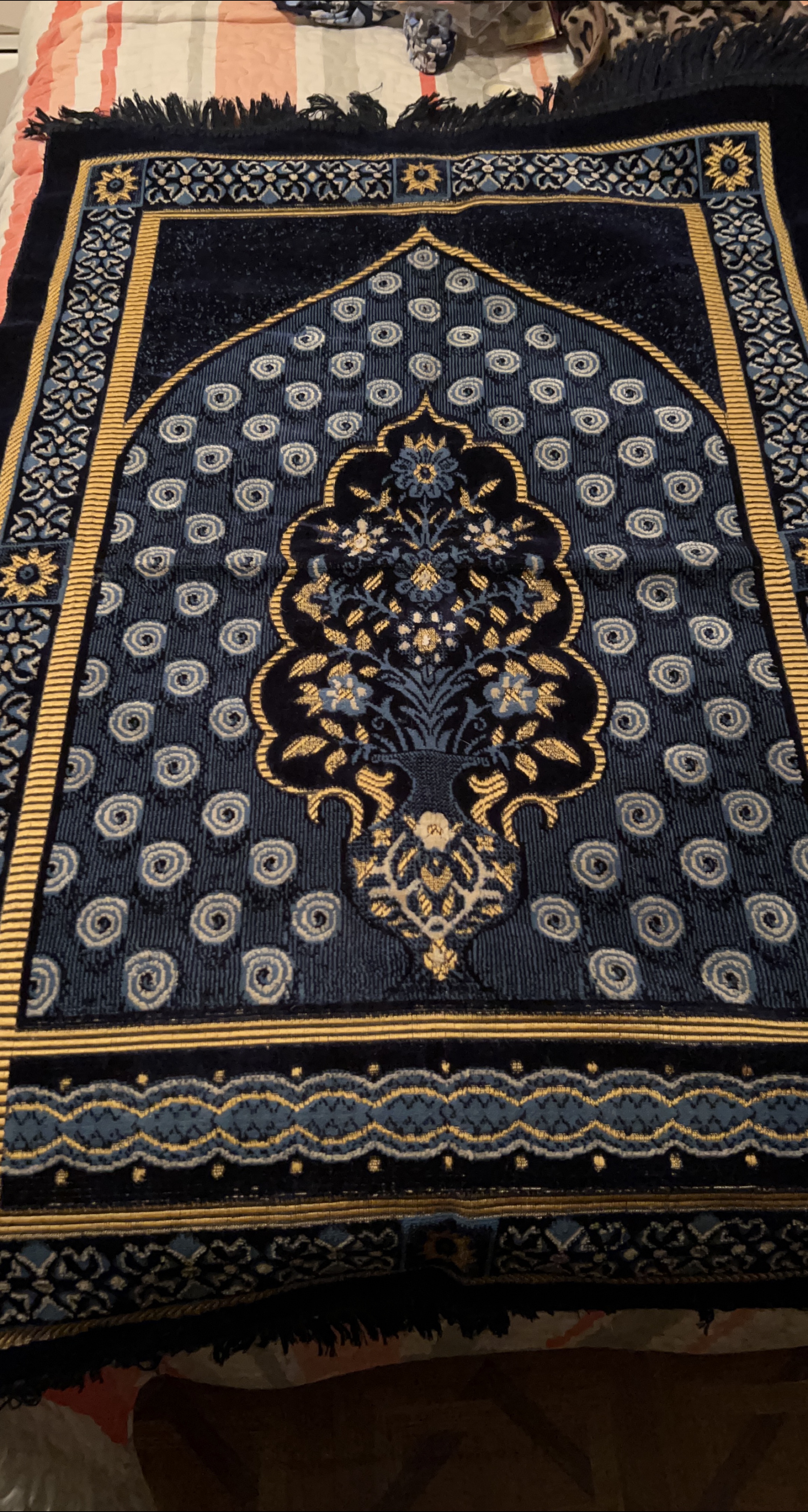 Prayer Rug - Blue and Gold thumbnail