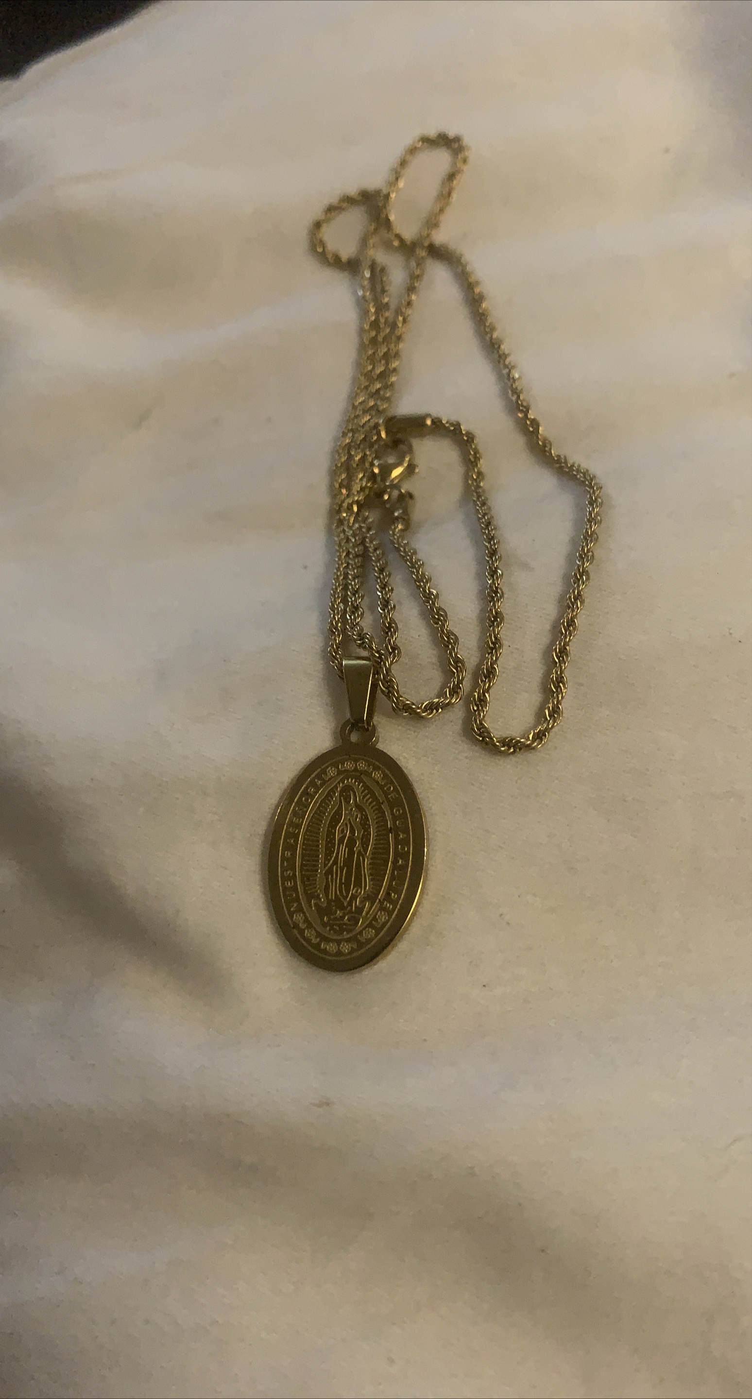 Gold Virgin Mary Pendant Necklace thumbnail