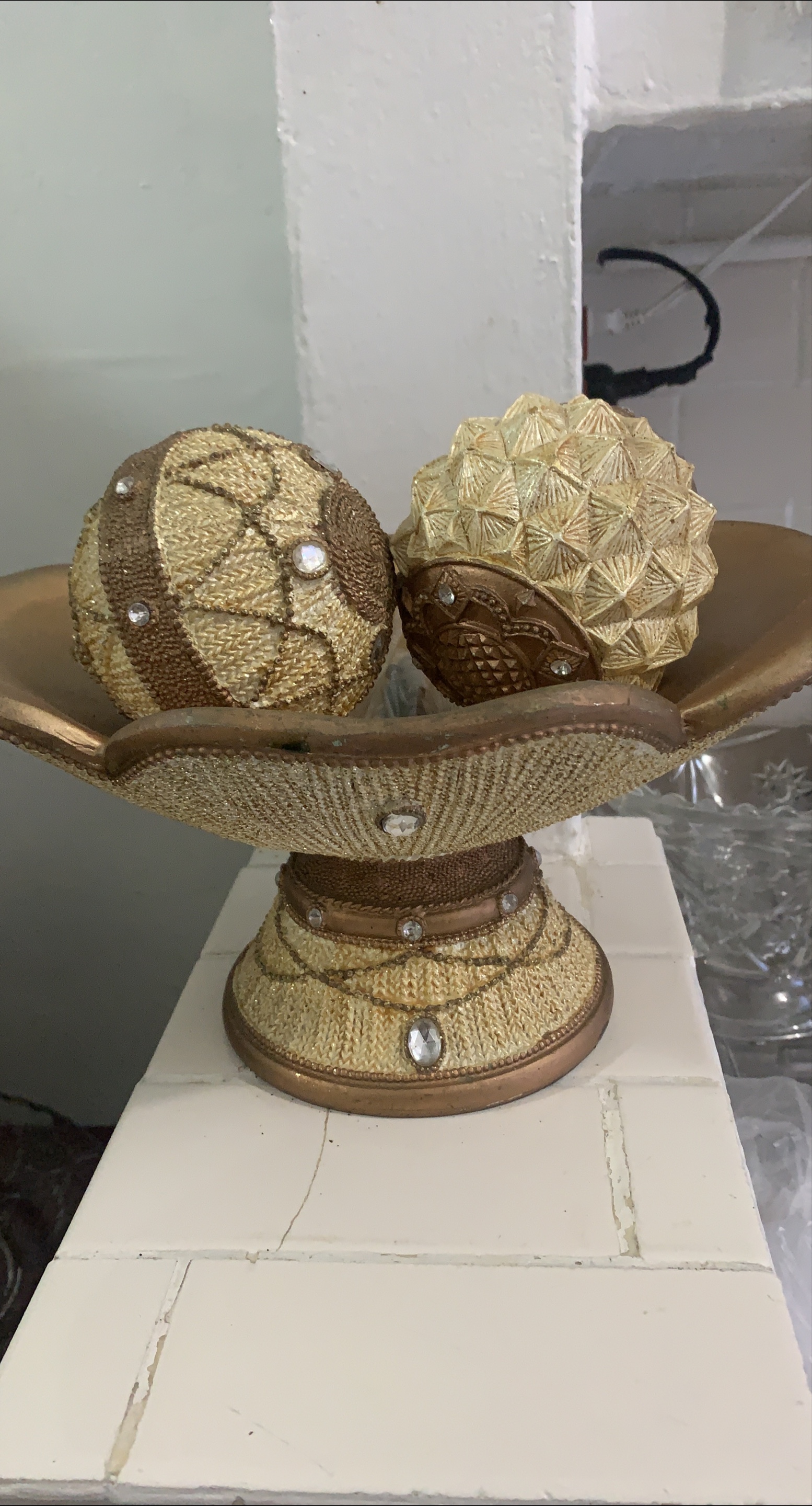 Decorative Gold Sphere Bowl Centerpiece